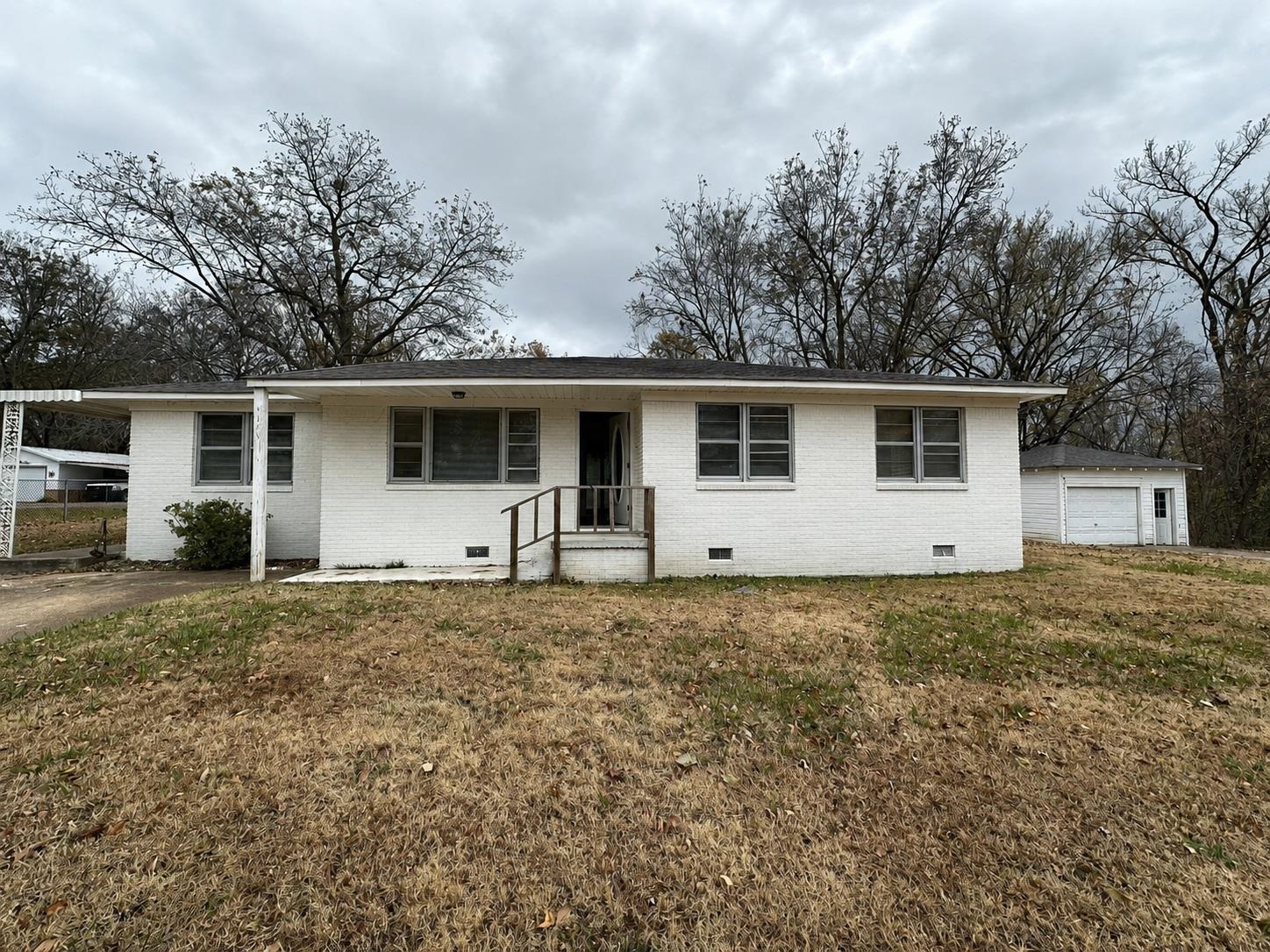 3688 Munford Giltedge Rd Property Photo 1