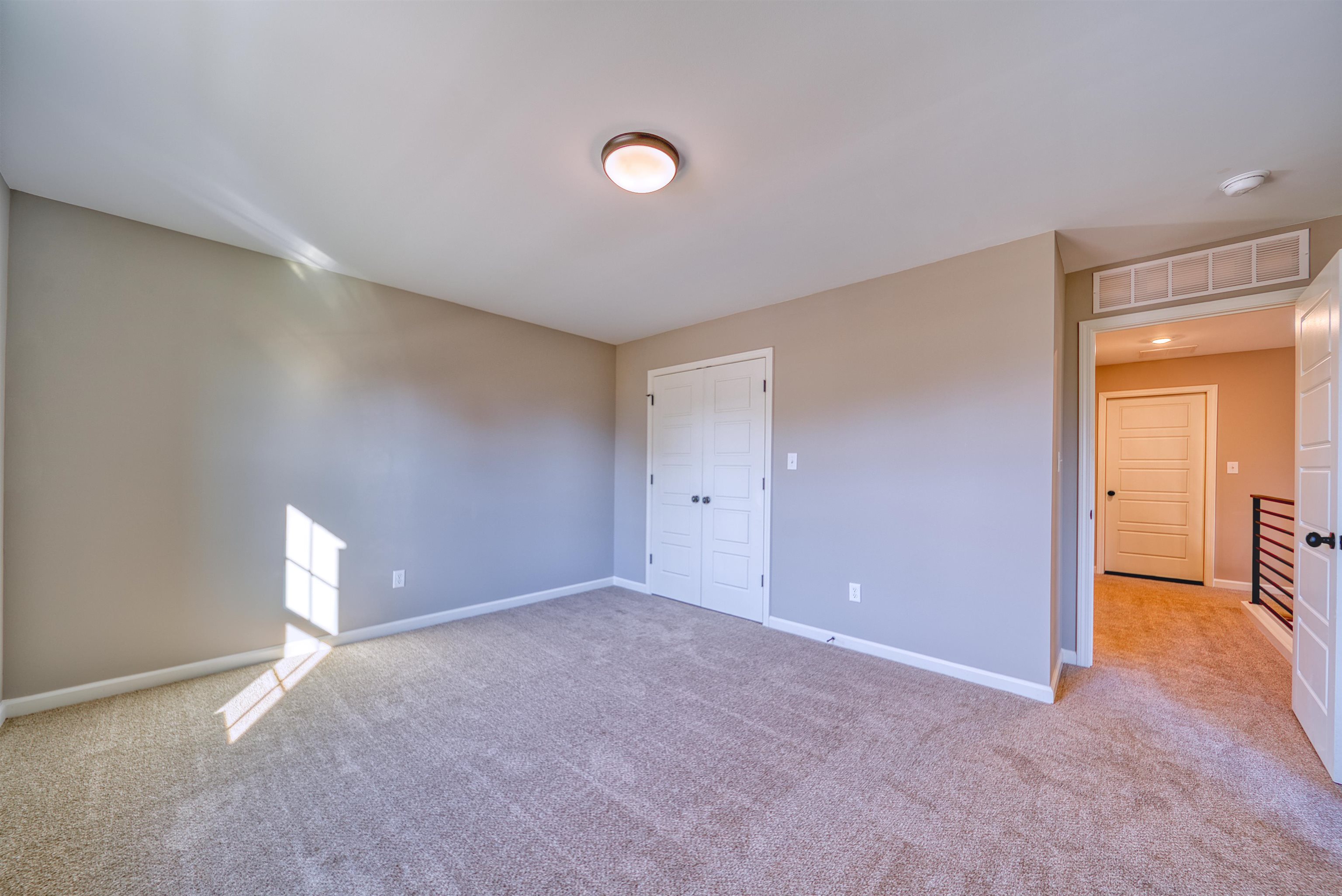 218 Como Ln Property Photo 29