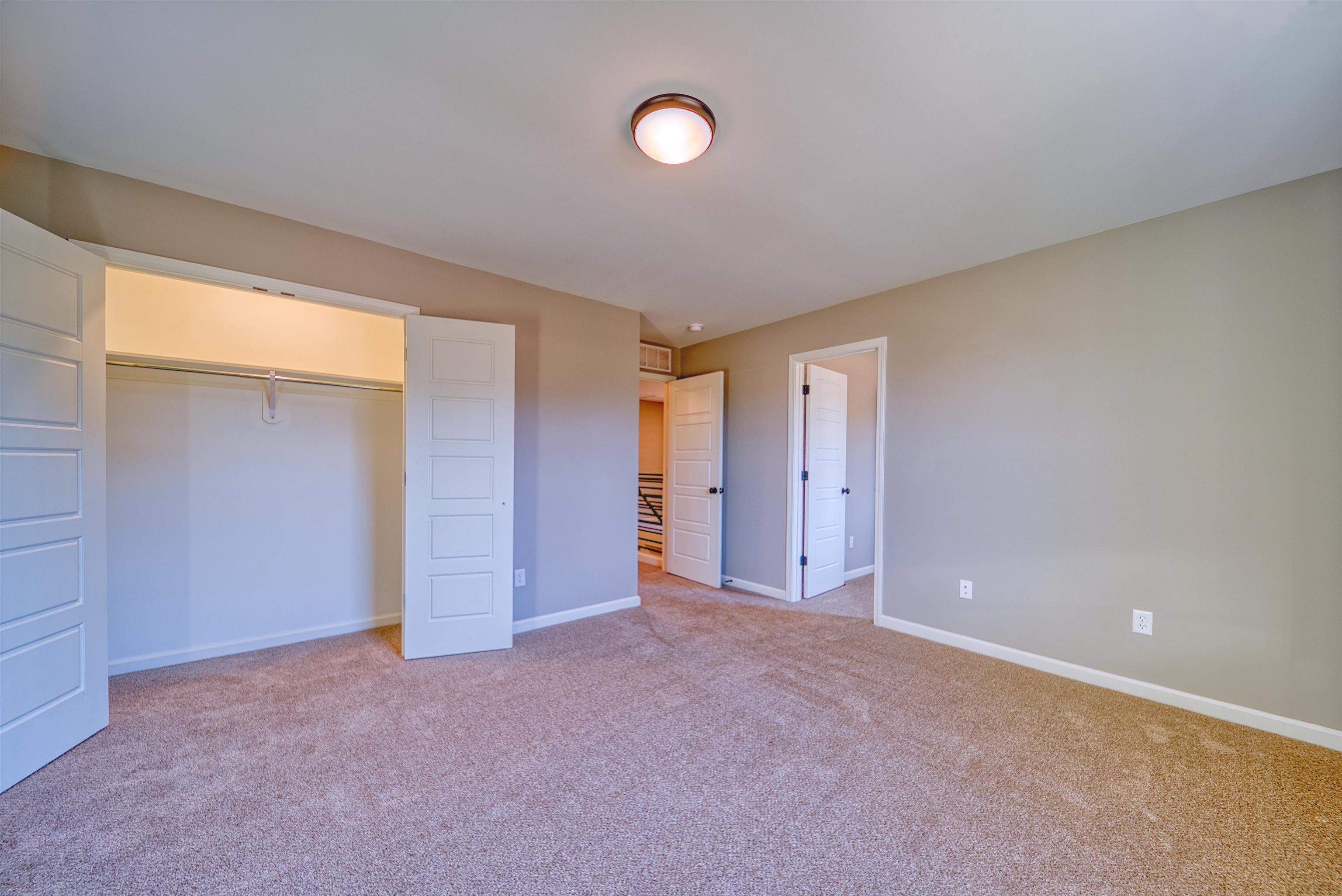 218 Como Ln Property Photo 30