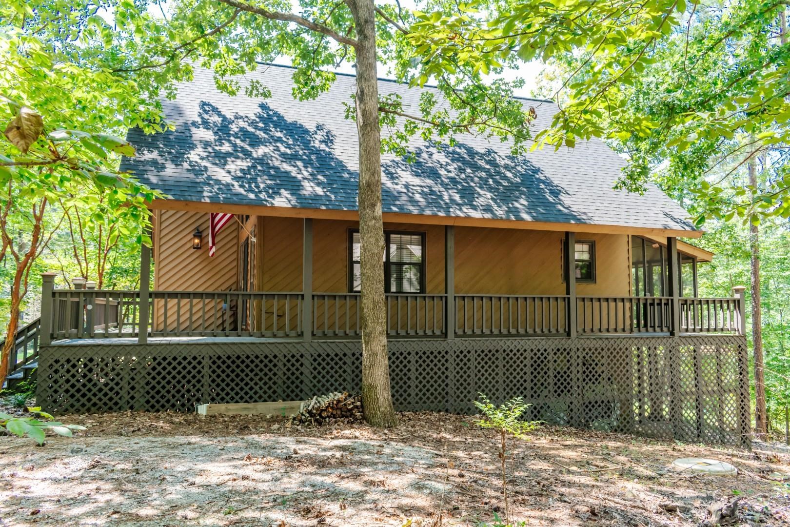54 Whispering Ln Property Photo 3