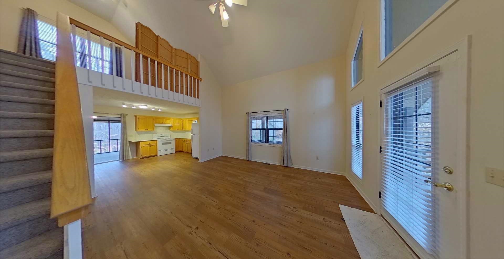 54 Whispering Ln Property Photo 8