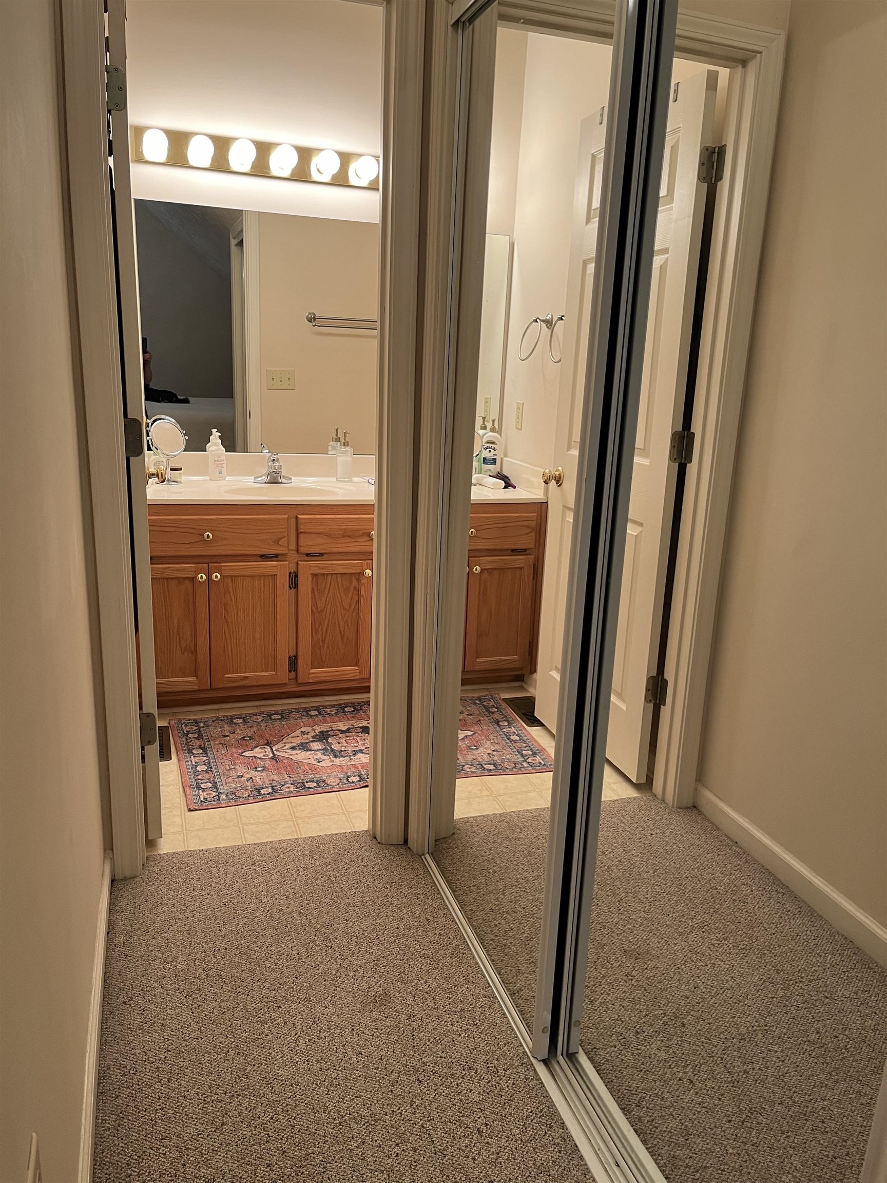 54 Whispering Ln Property Photo 24