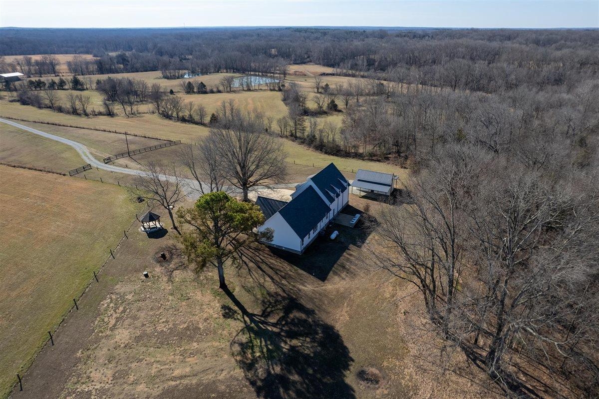 620 Diffee Rd Property Photo 1