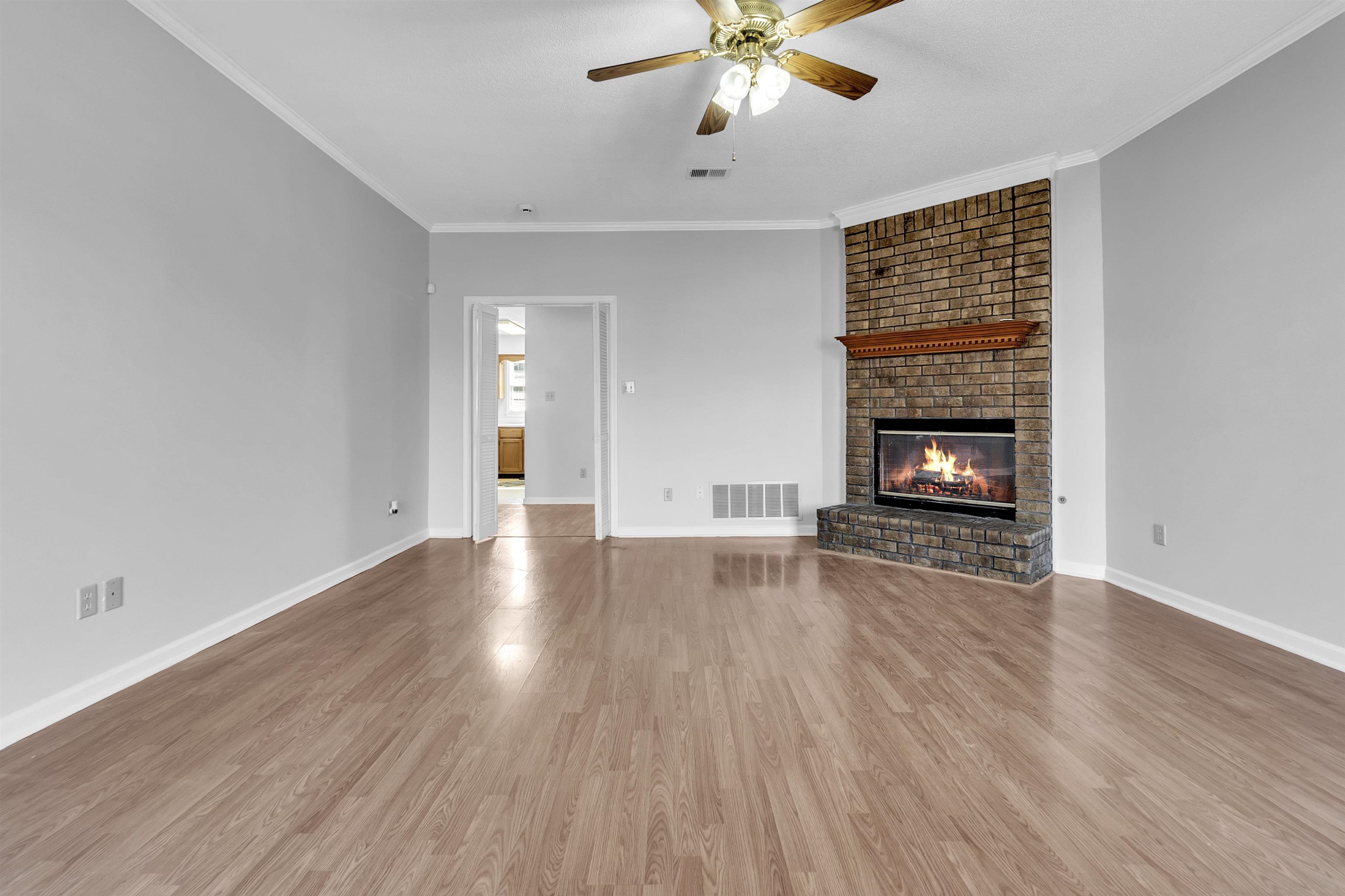 8417 N Wind River Cir Property Photo 4