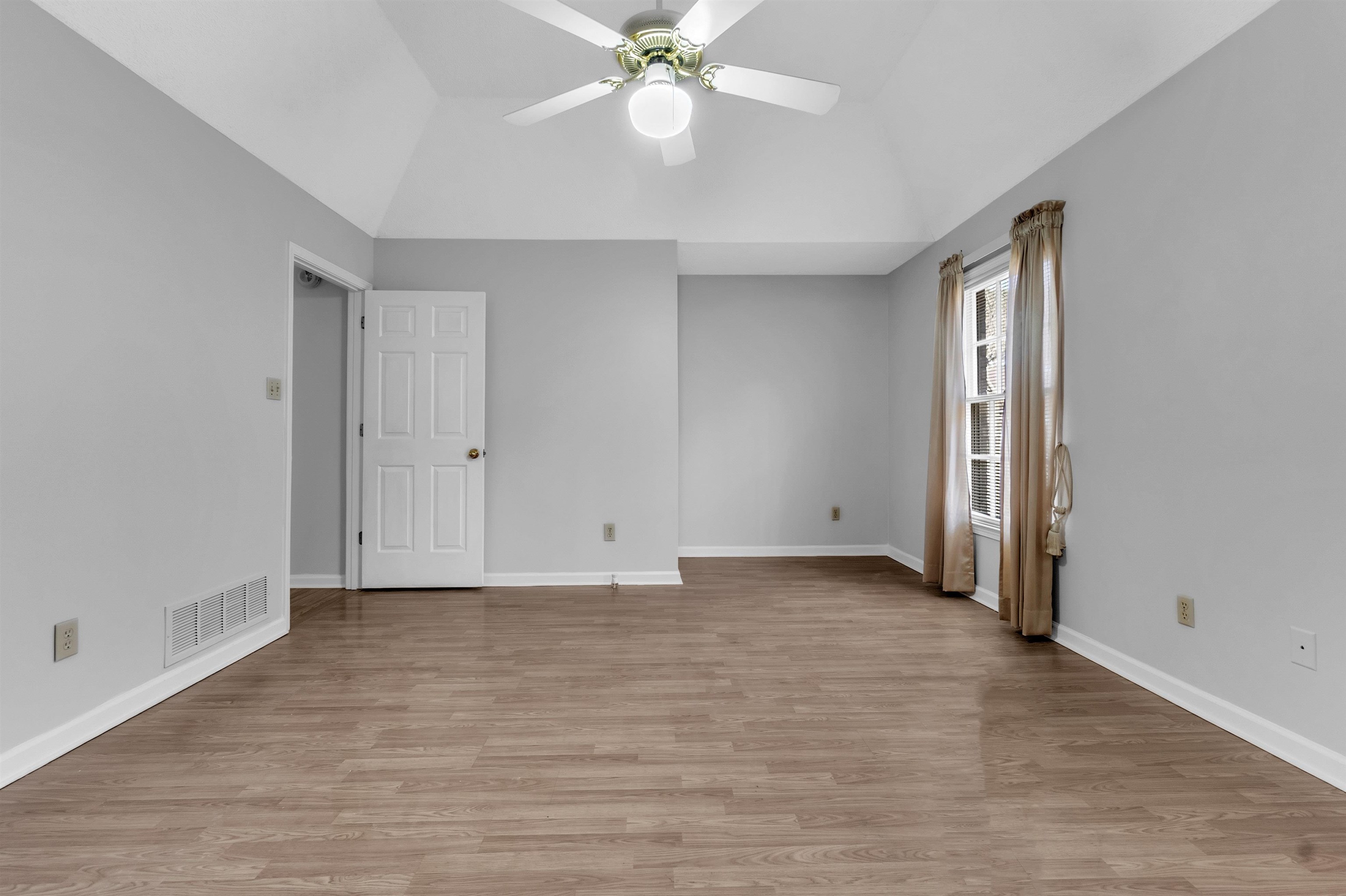 8417 N Wind River Cir Property Photo 17