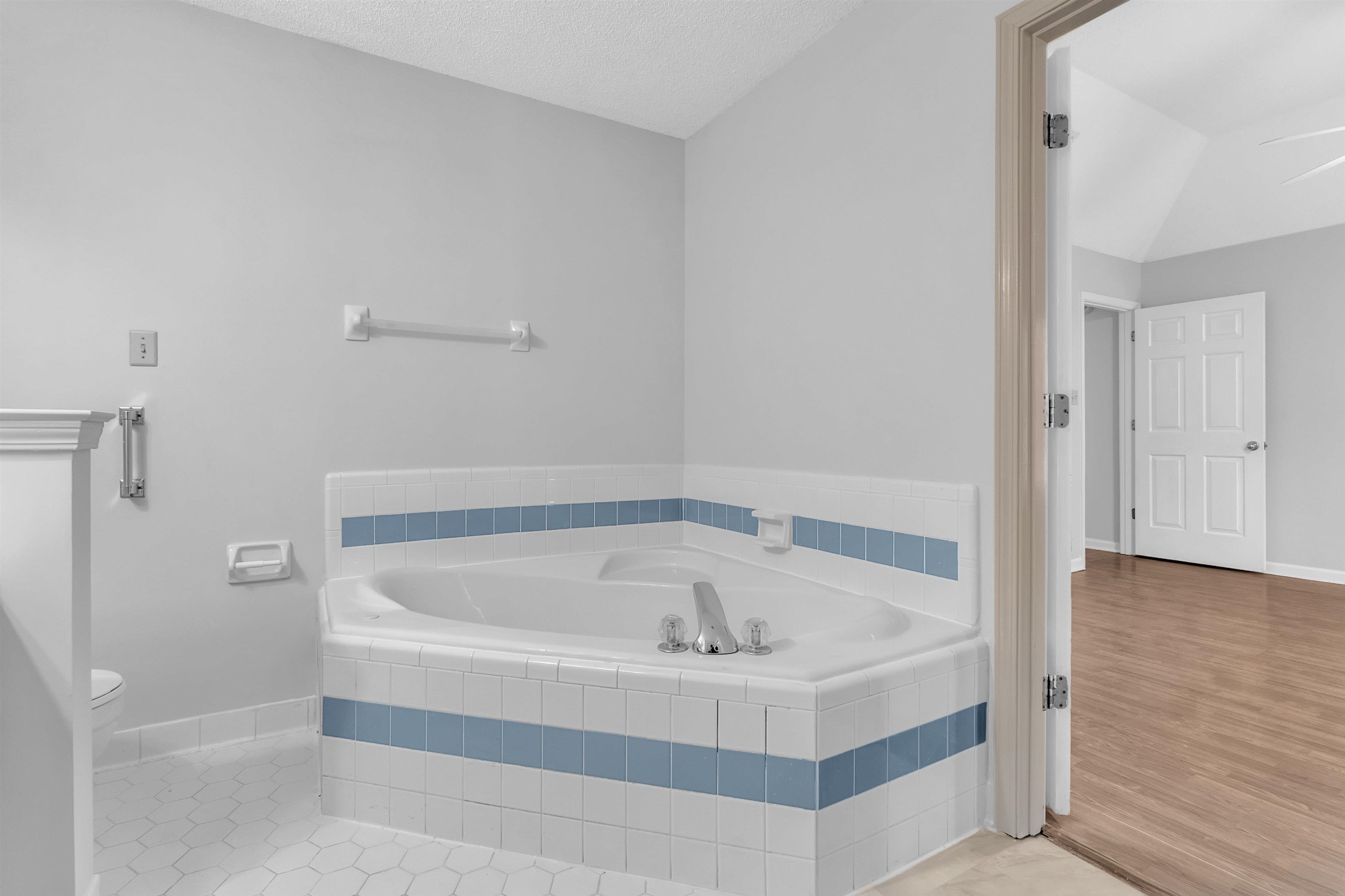 8417 N Wind River Cir Property Photo 18