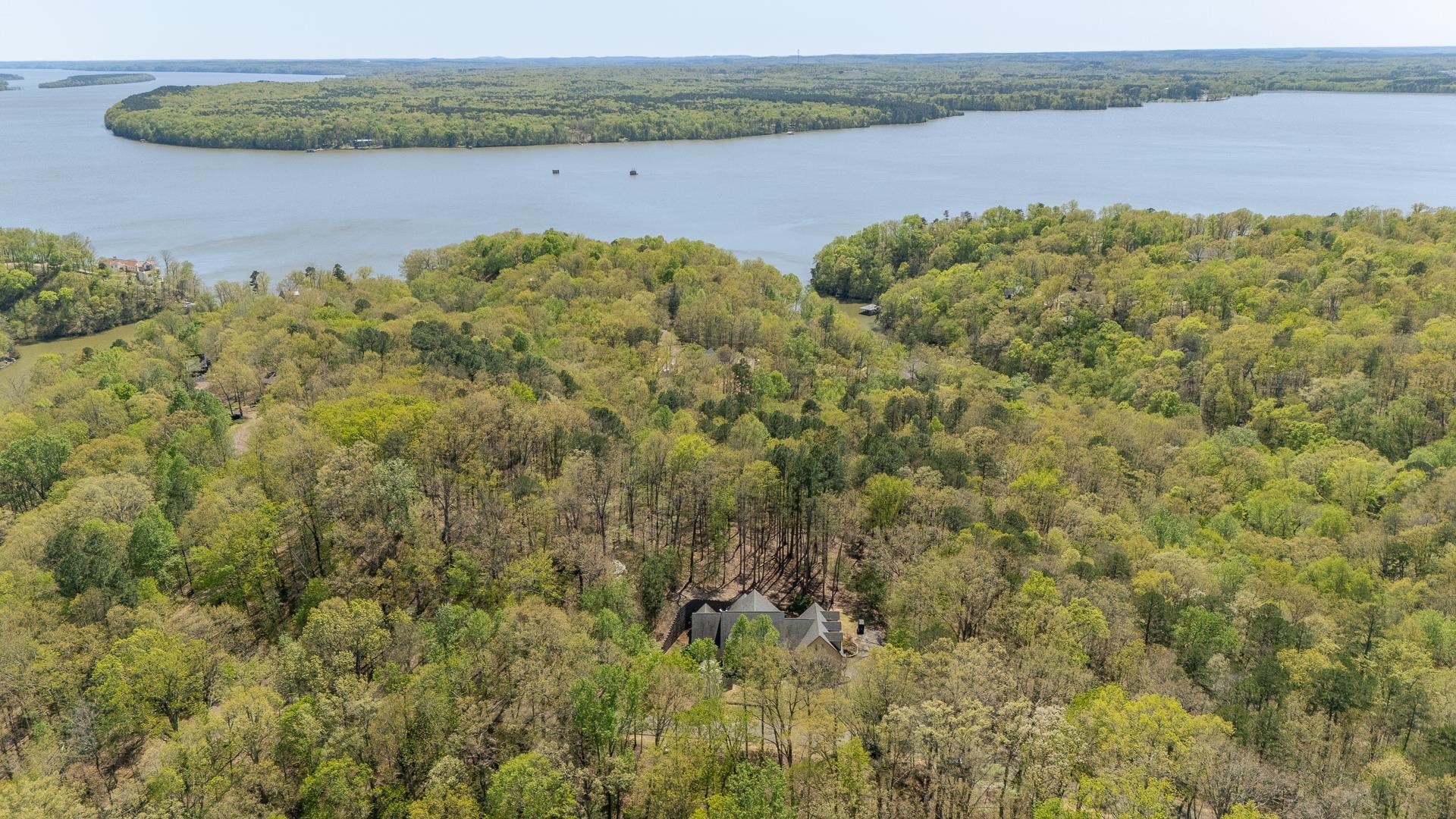 1240 Point Grand Dr Property Photo 37