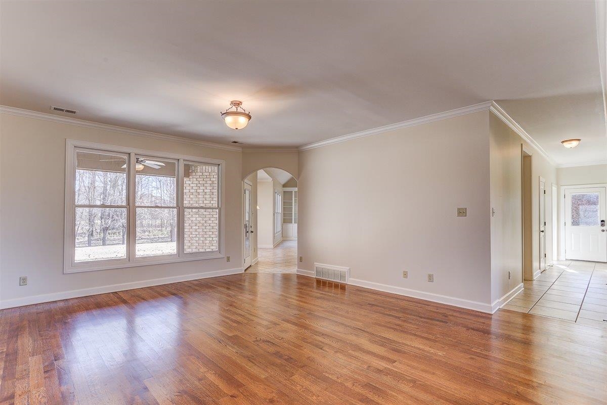 1690 Totty Ln Property Photo 5