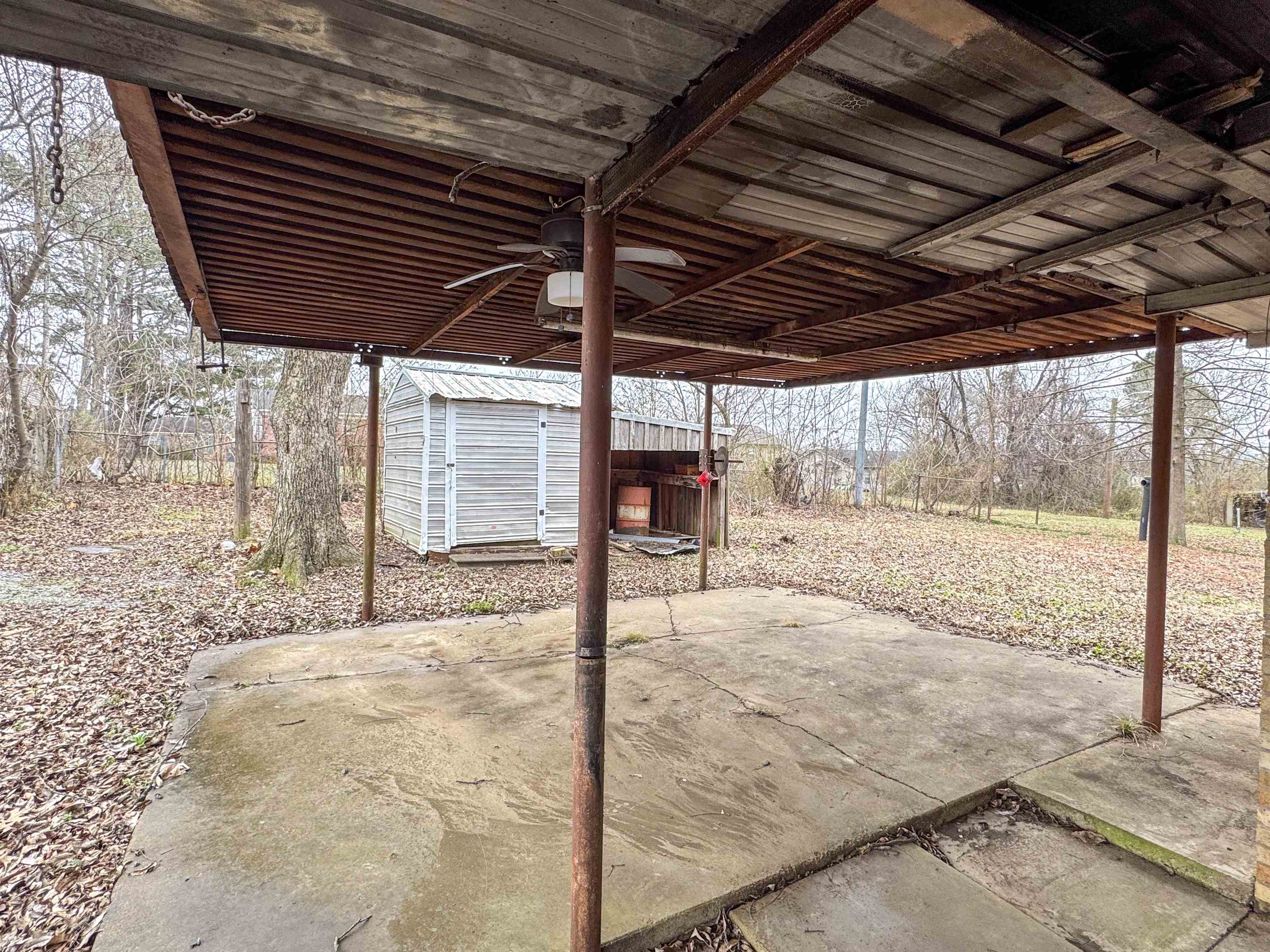 1342 Watkins Ave Property Photo 5