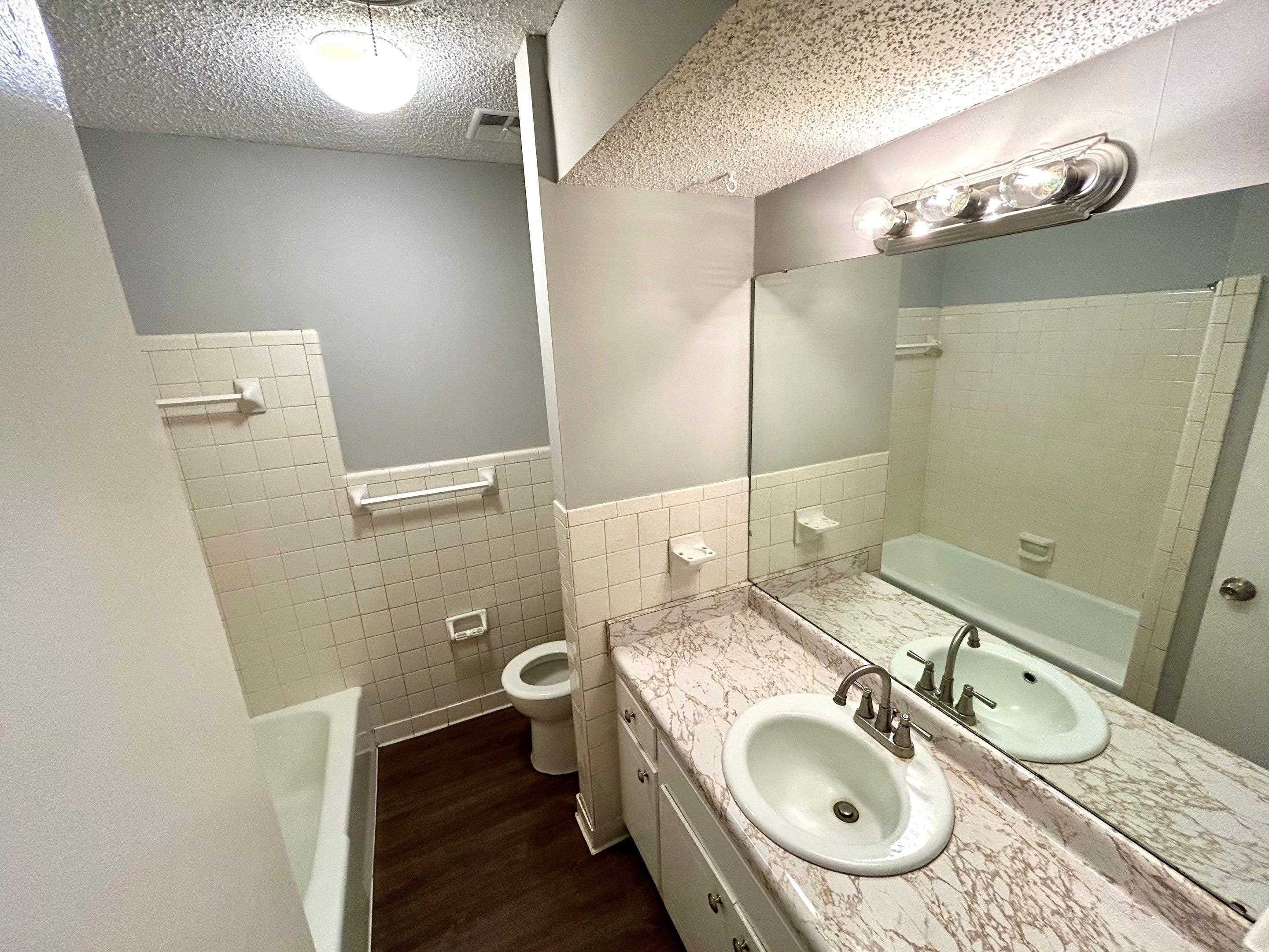 5315 Yale Rd Property Photo 9