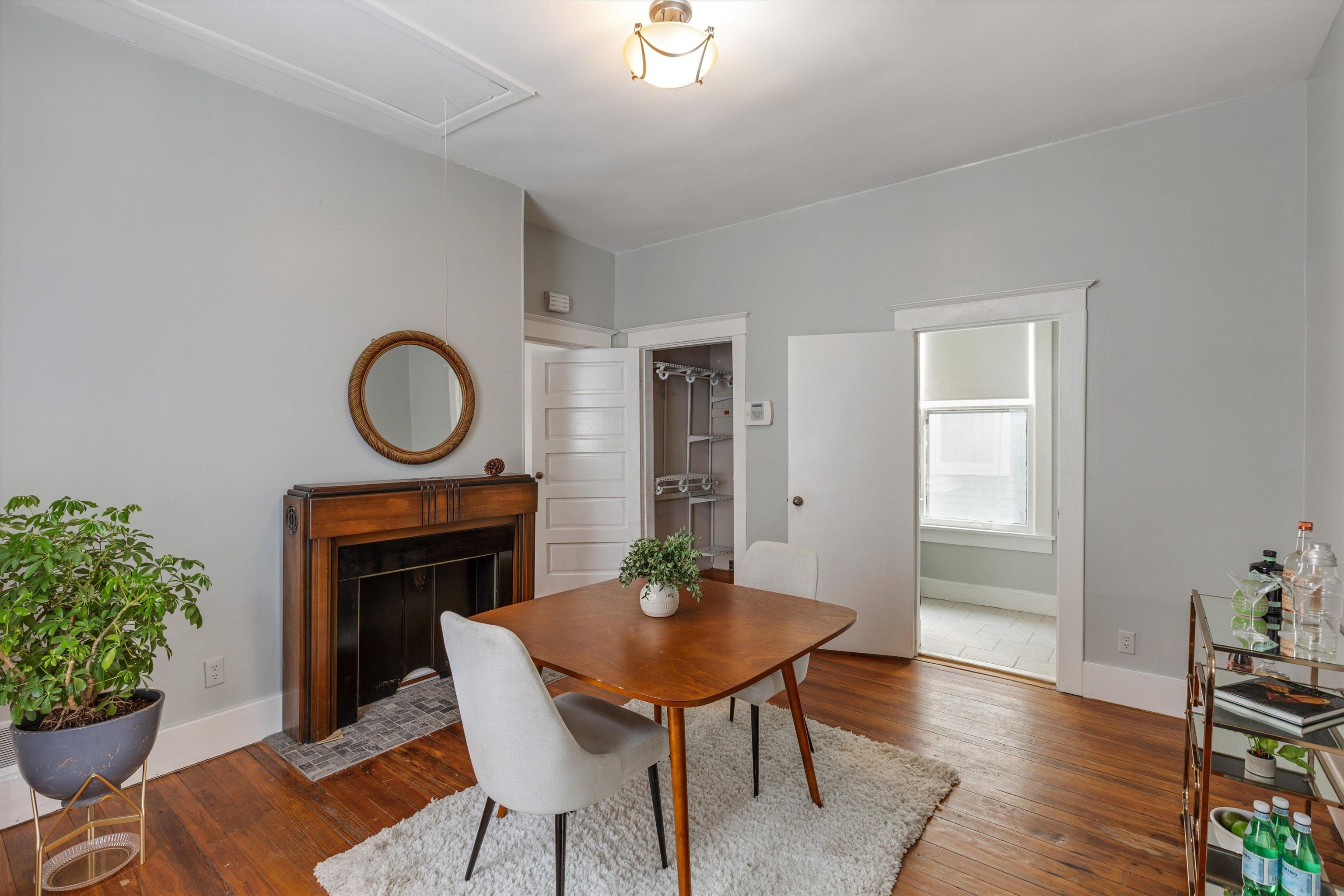 521 Summitt St Property Photo 10
