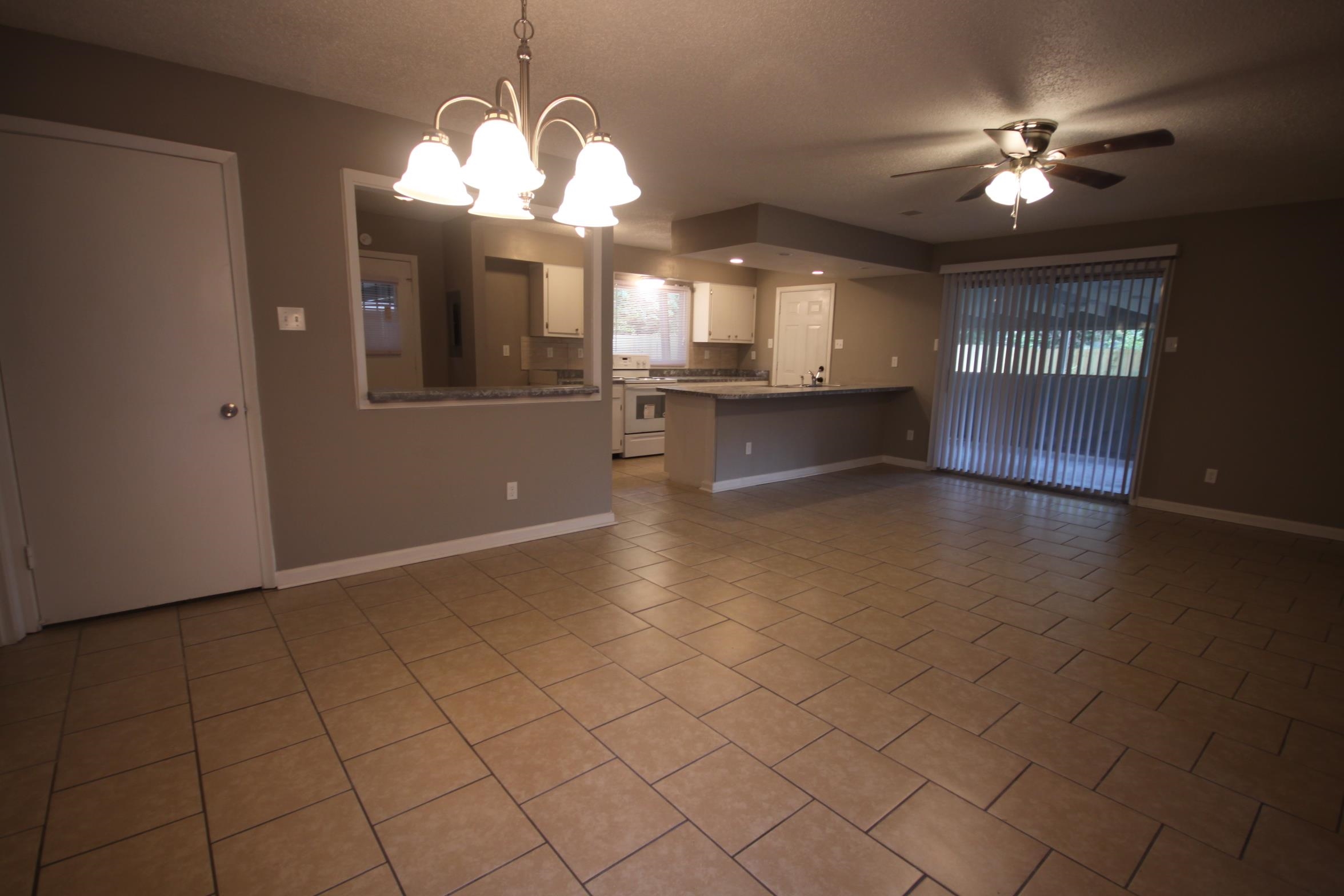 4795 Rolling Meadows Dr Property Photo 5
