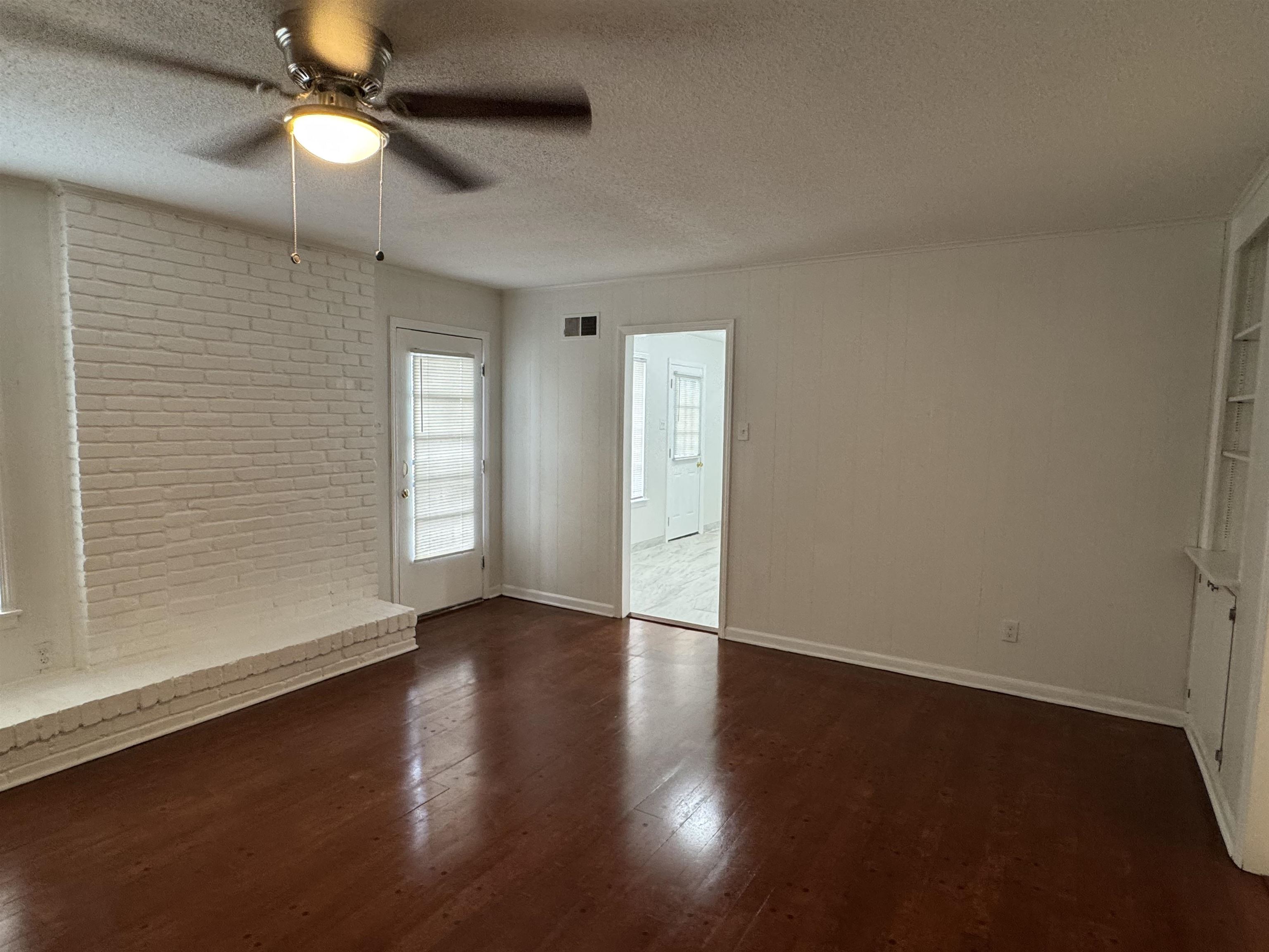 3612 Hazelhedge Dr Property Photo 8