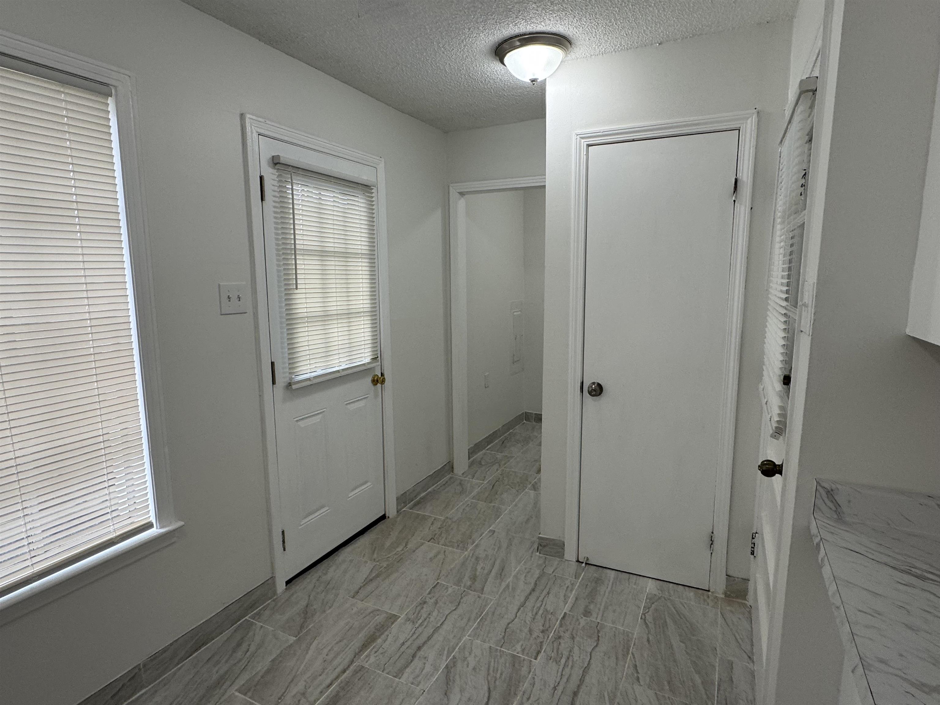 3612 Hazelhedge Dr Property Photo 13