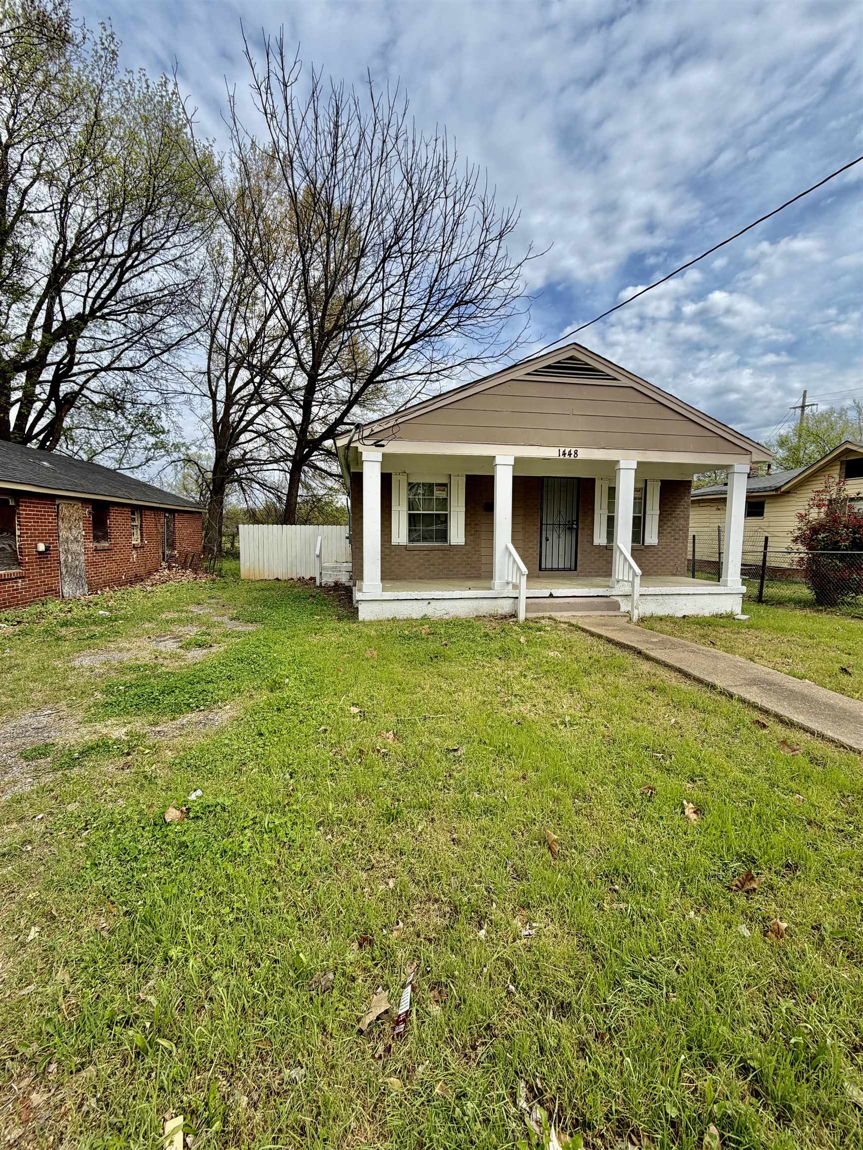 1448 MENAGER RD Property Photo 1