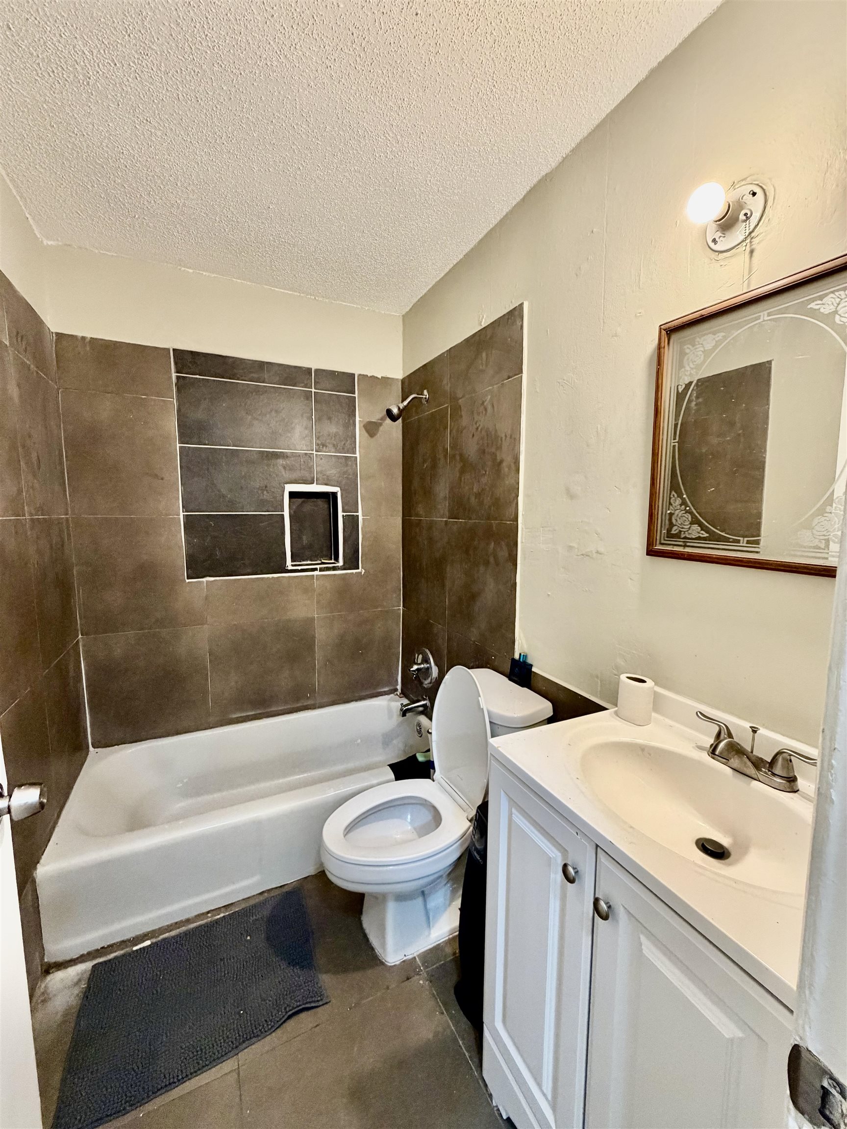 1448 Menager Rd Property Photo 10