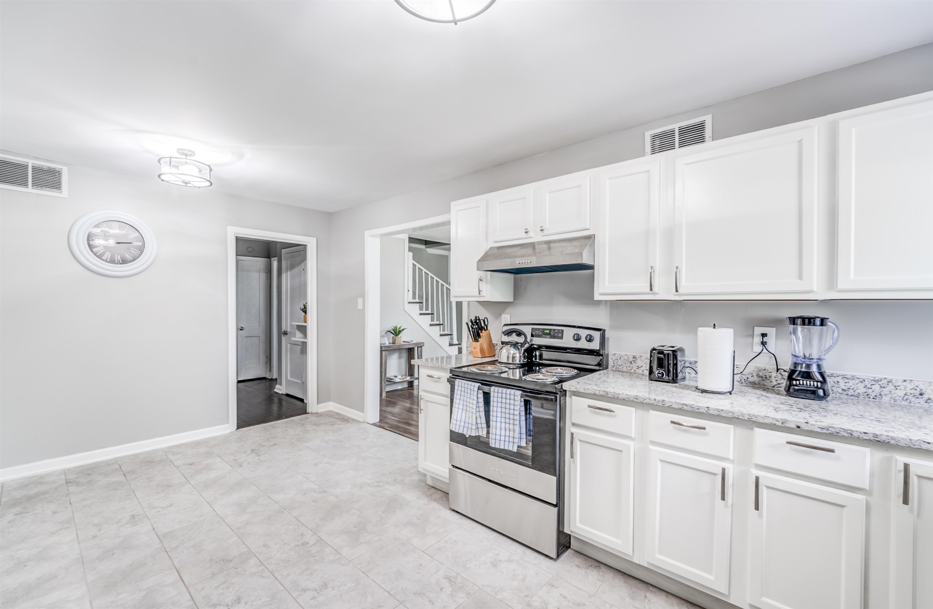 989 S Whitehaven Park Cir Property Photo 18