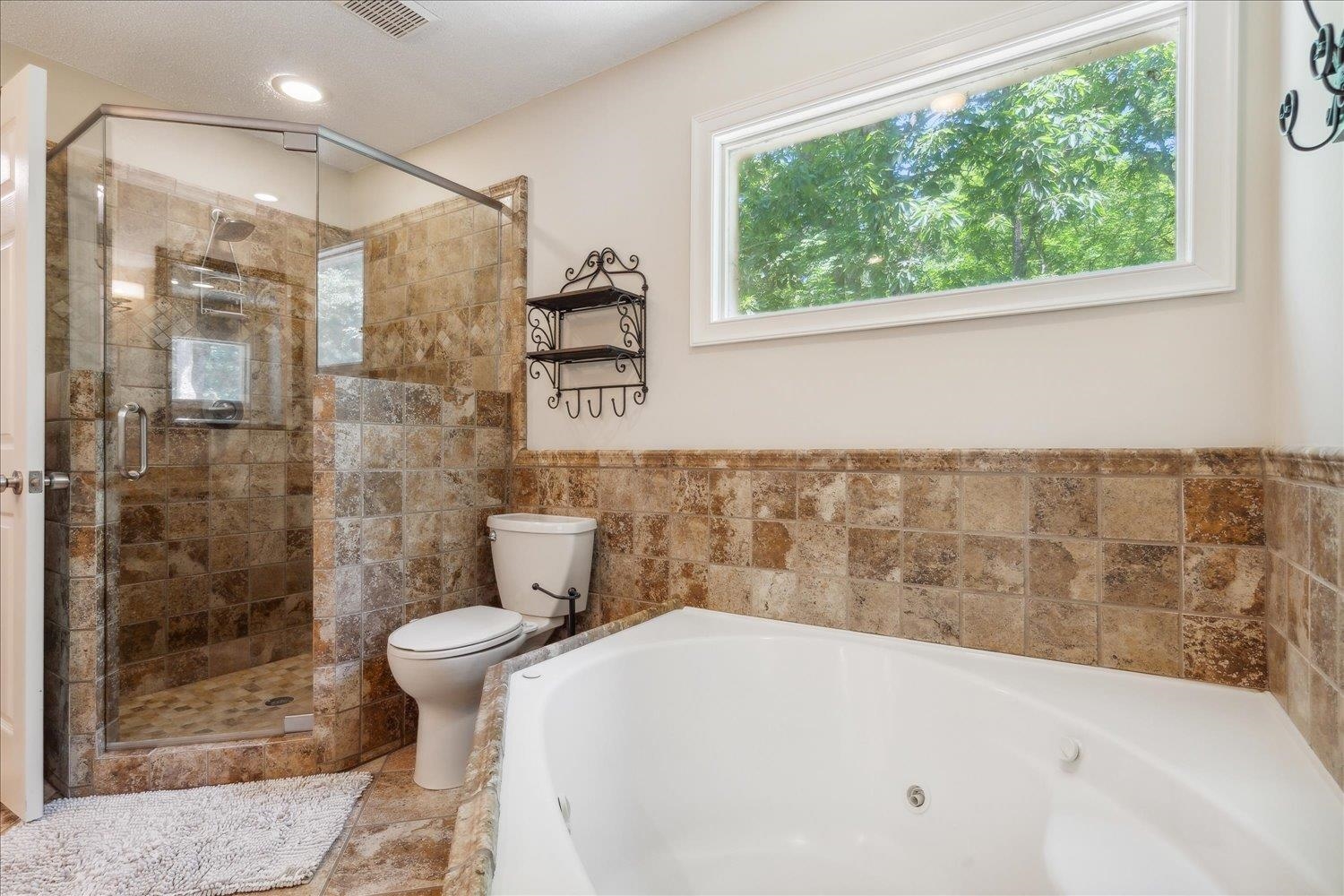 9280 Ellen Davies Dr Property Photo 31