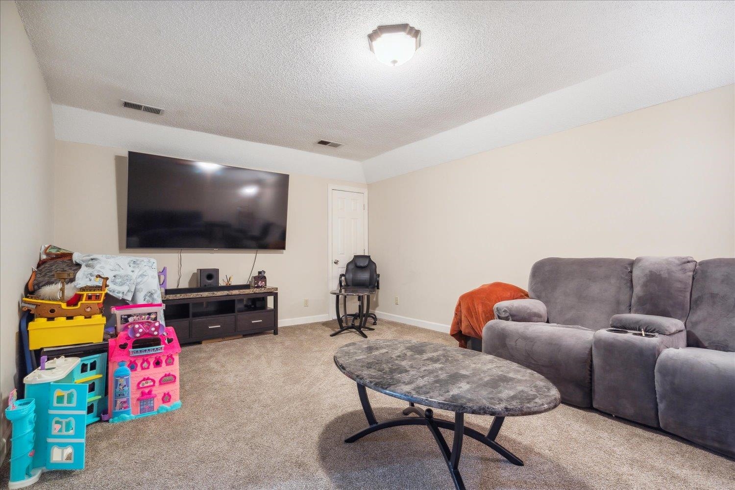 9280 Ellen Davies Dr Property Photo 32
