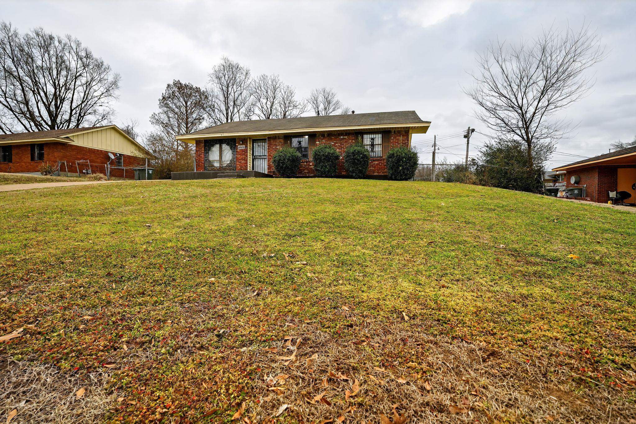 4566 Weaver Rd Property Photo 3