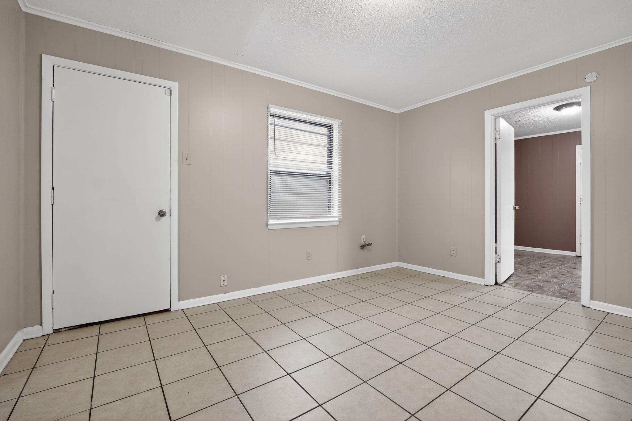 4566 Weaver Rd Property Photo 8
