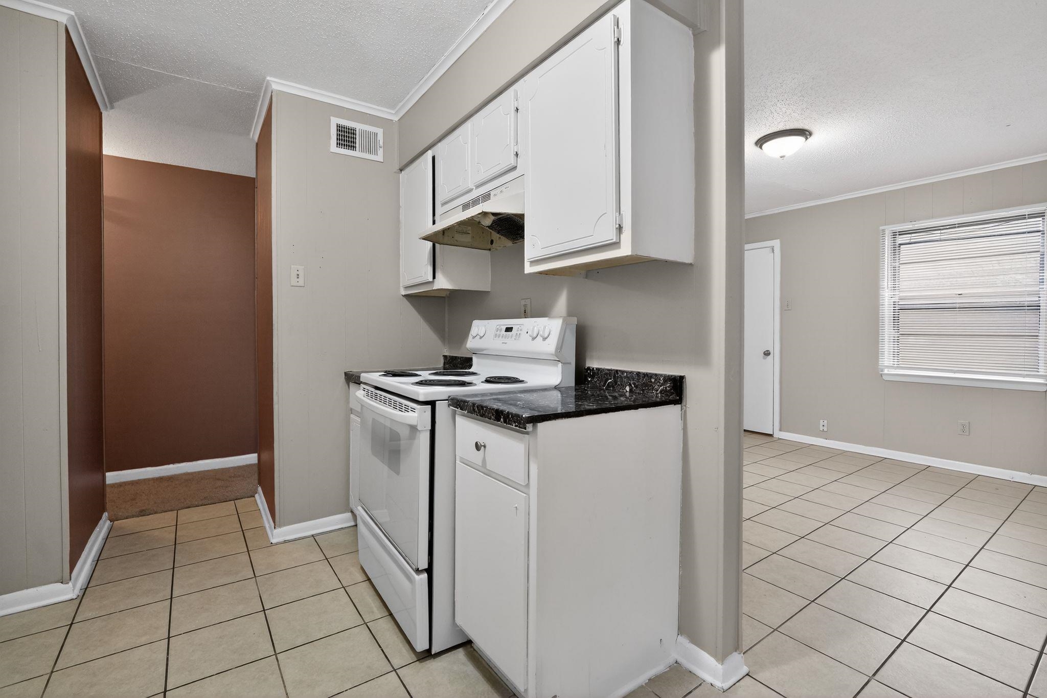4566 Weaver Rd Property Photo 12