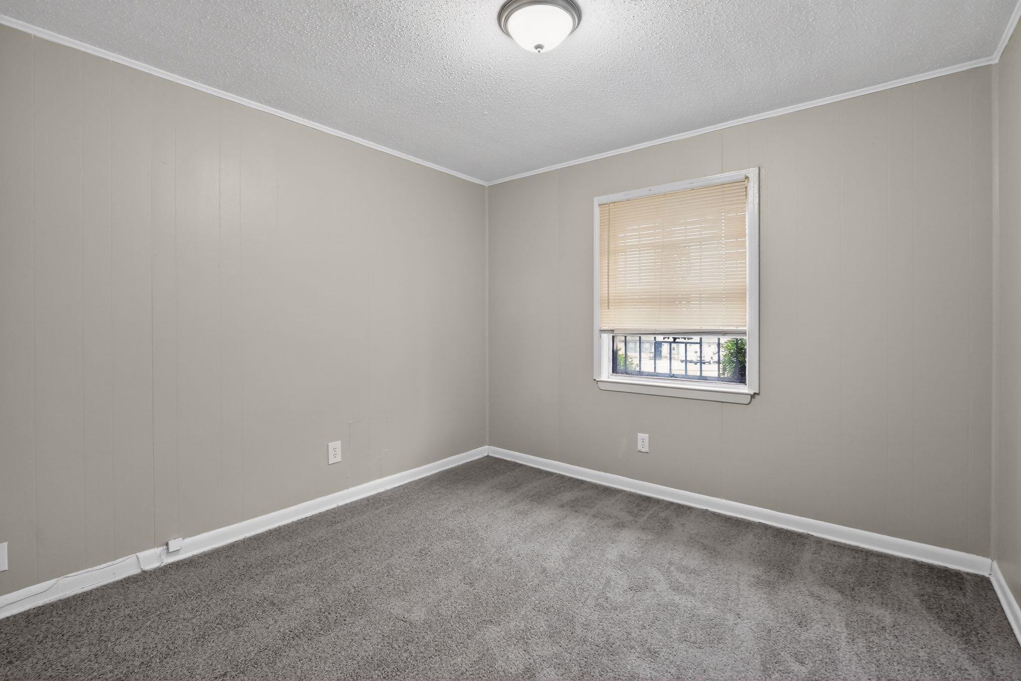 4566 Weaver Rd Property Photo 13