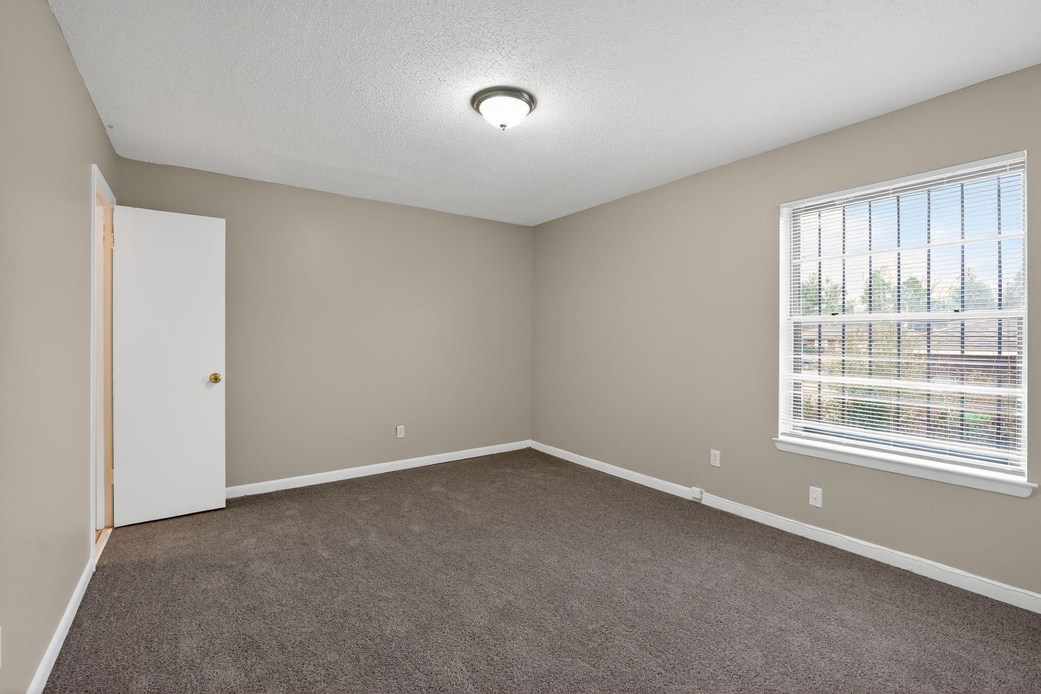 4566 Weaver Rd Property Photo 16