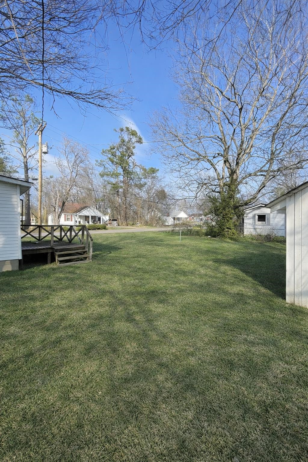 315 Belmont St Property Photo 5