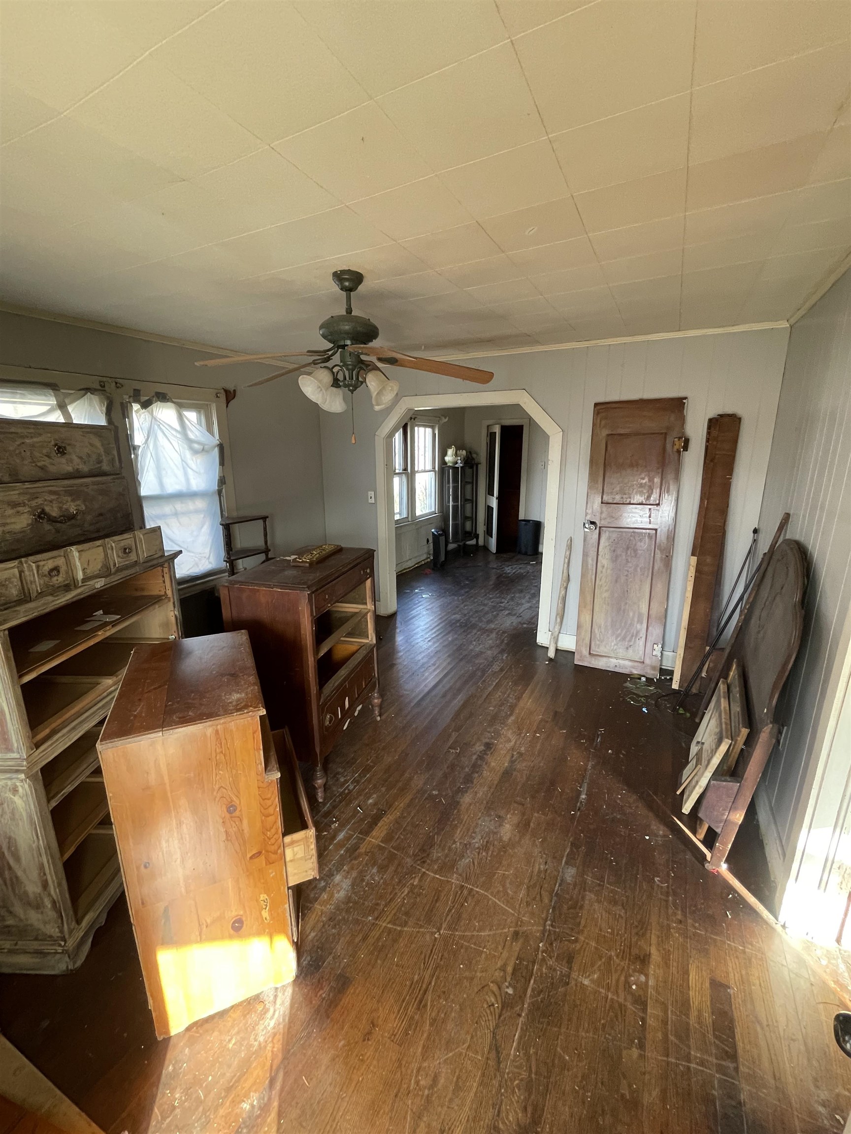 315 Belmont St Property Photo 9