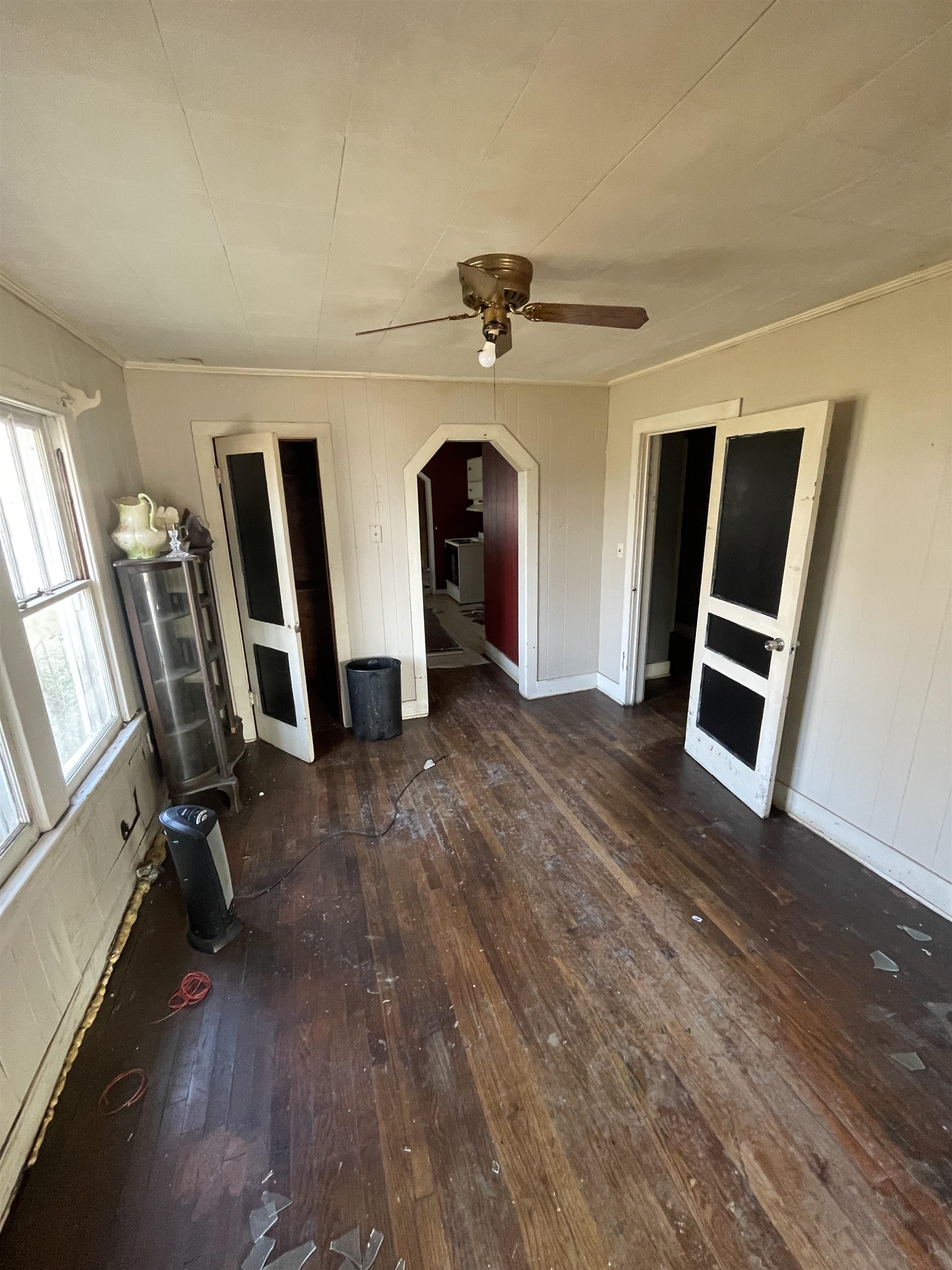 315 Belmont St Property Photo 11