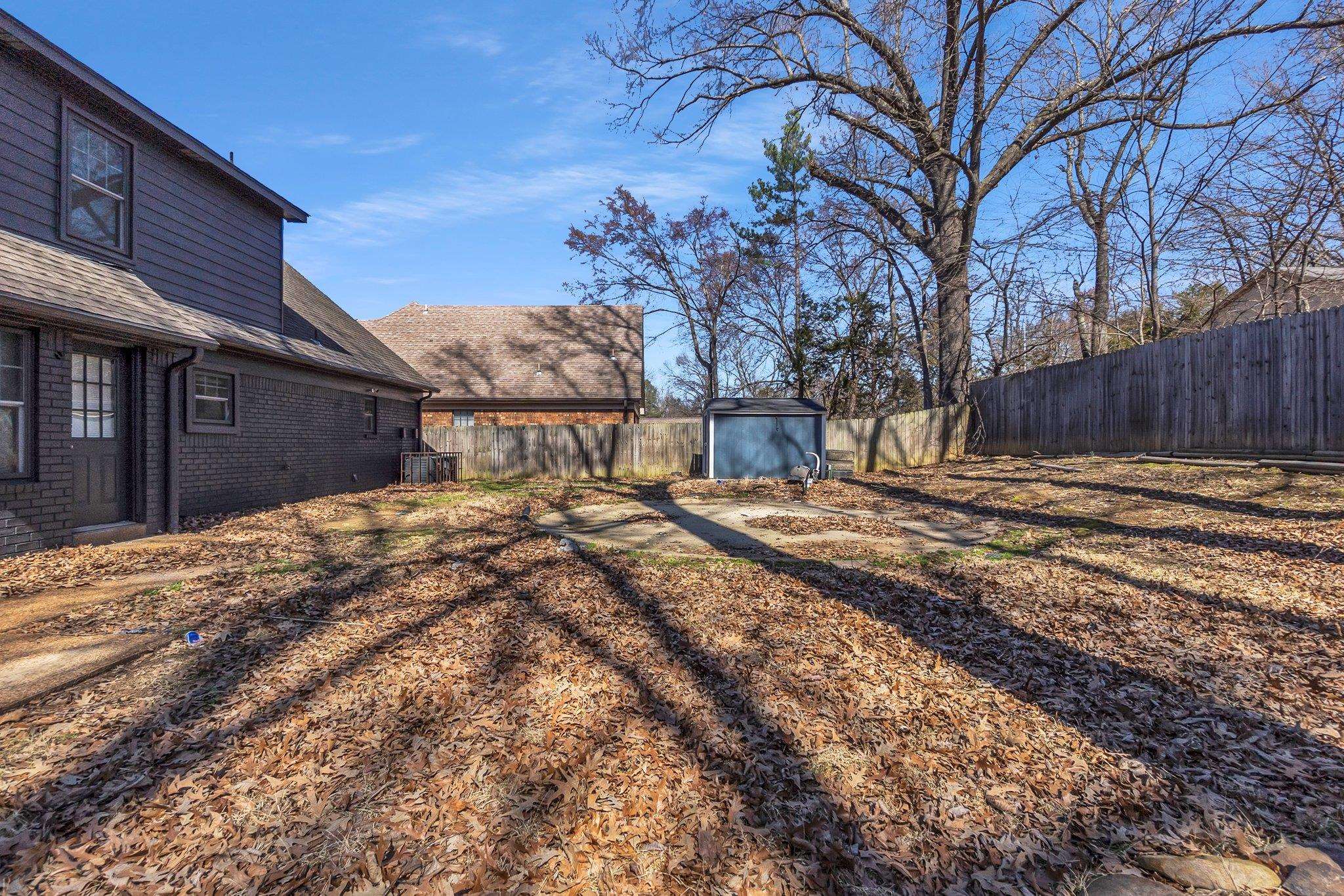 2744 Surrey Park Dr Property Photo 38