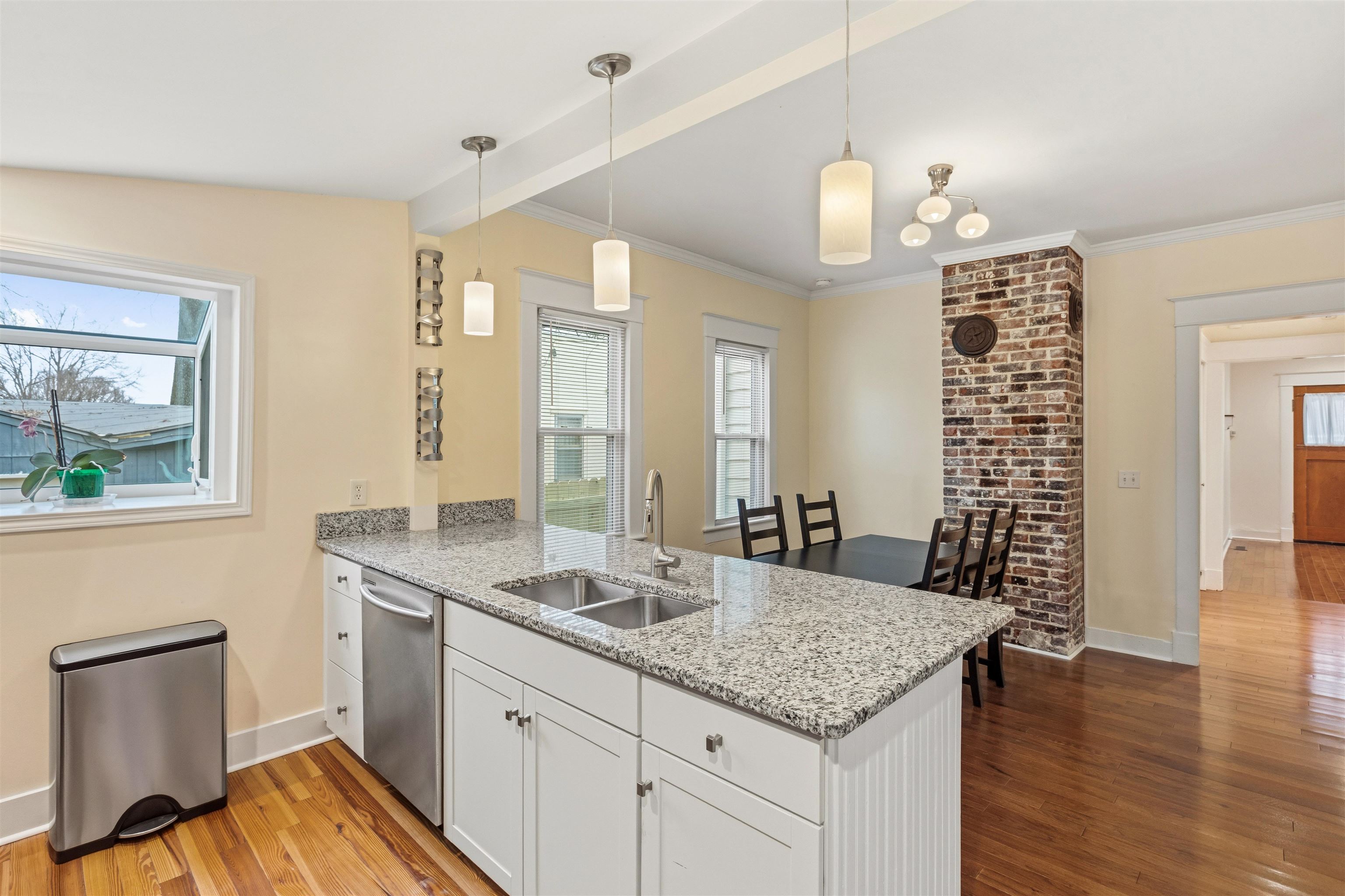 2586 School Ave E Property Photo 18