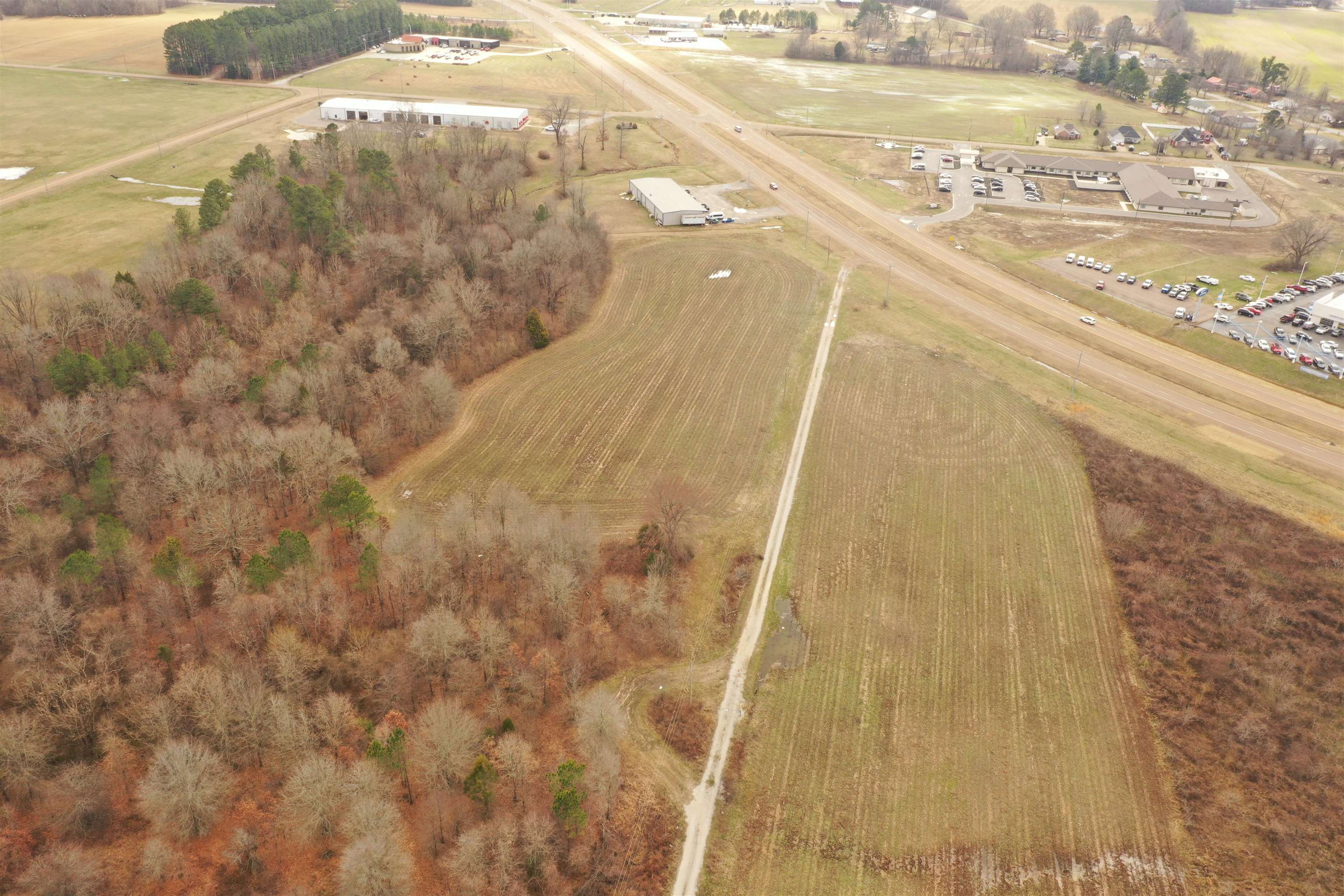 08 64 Hwy Property Photo 5