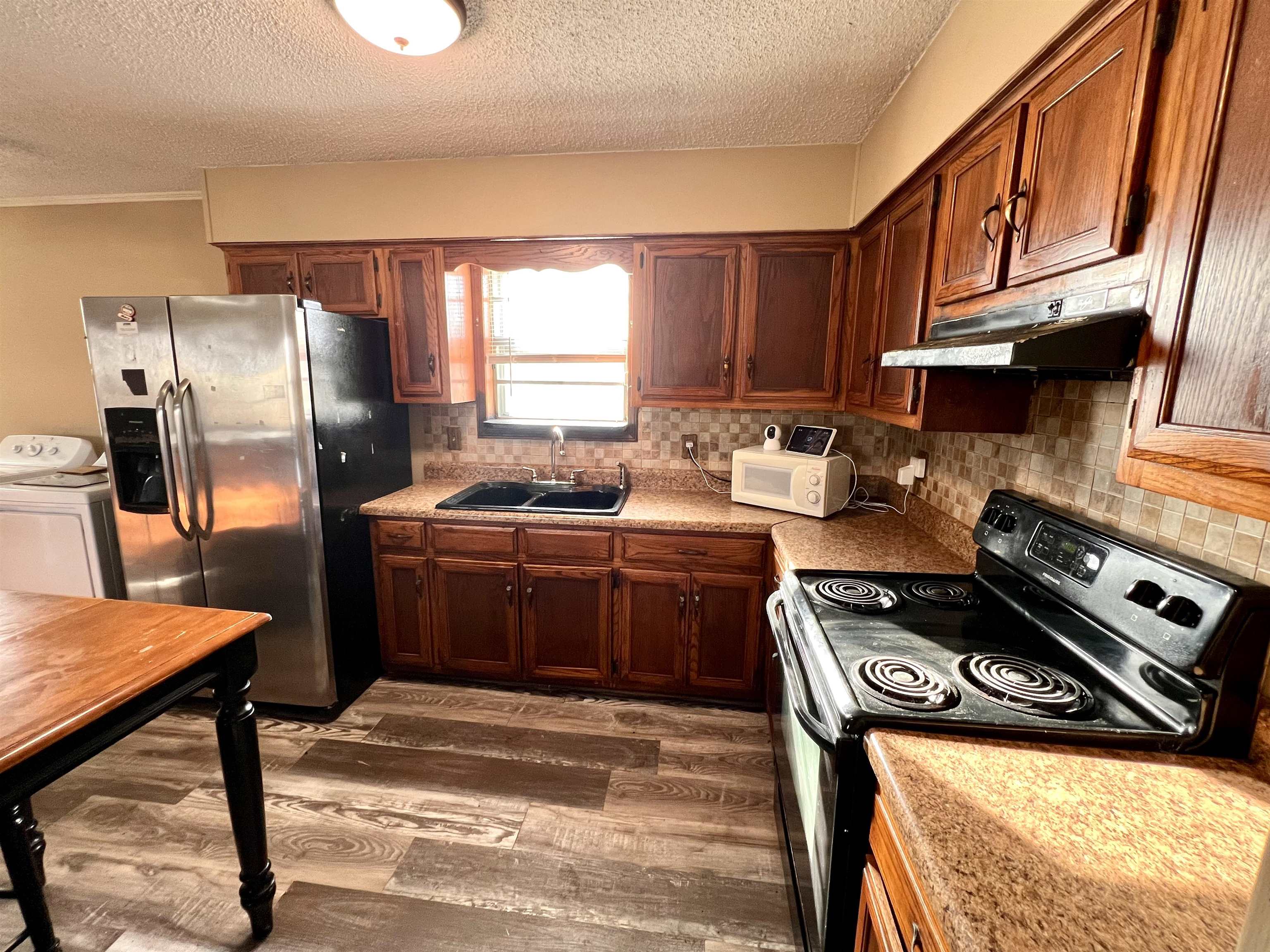 597 Walton Loop Property Photo 11