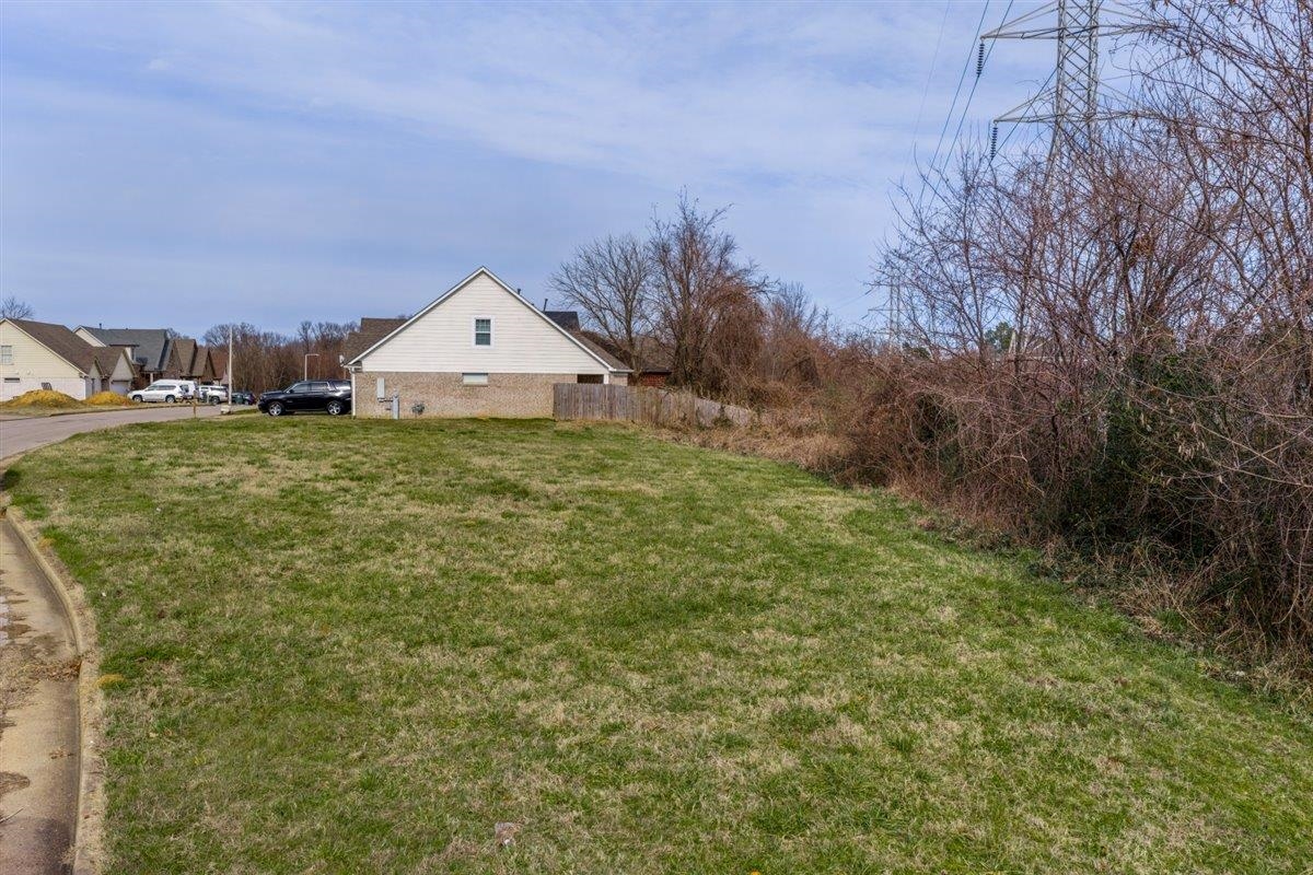 0 Oaks Royal Dr Property Photo 2
