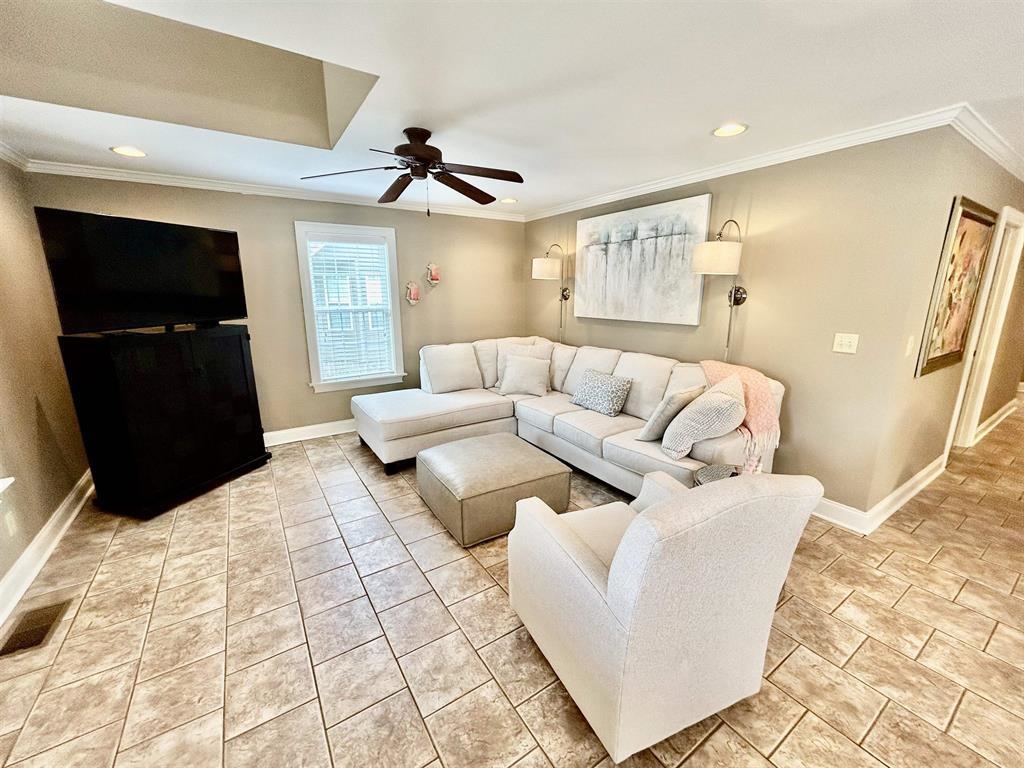 20 Betty Blvd Property Photo 3