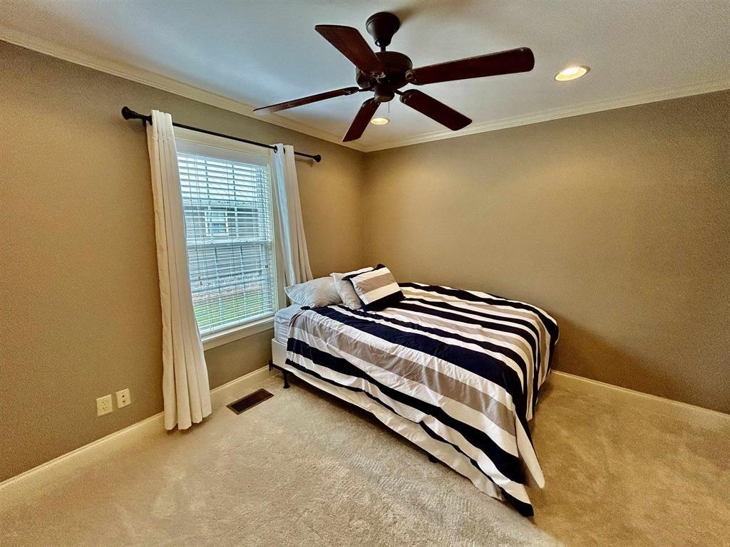 20 Betty Blvd Property Photo 9