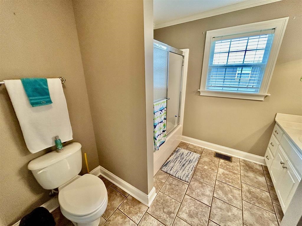 20 Betty Blvd Property Photo 12