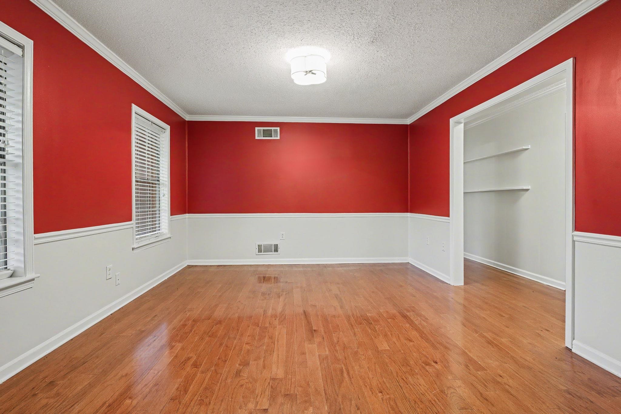 8768 Rocky Point Rd Property Photo 5