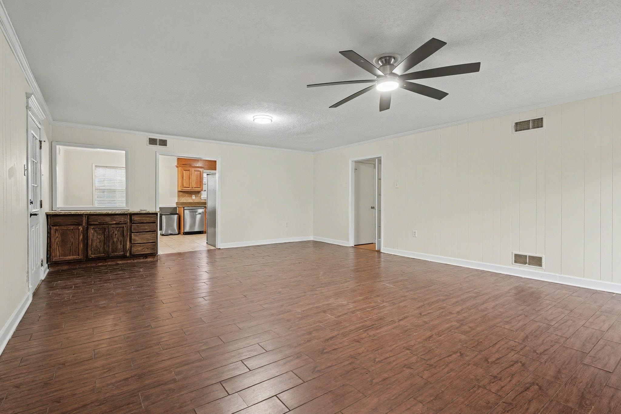 8768 Rocky Point Rd Property Photo 7