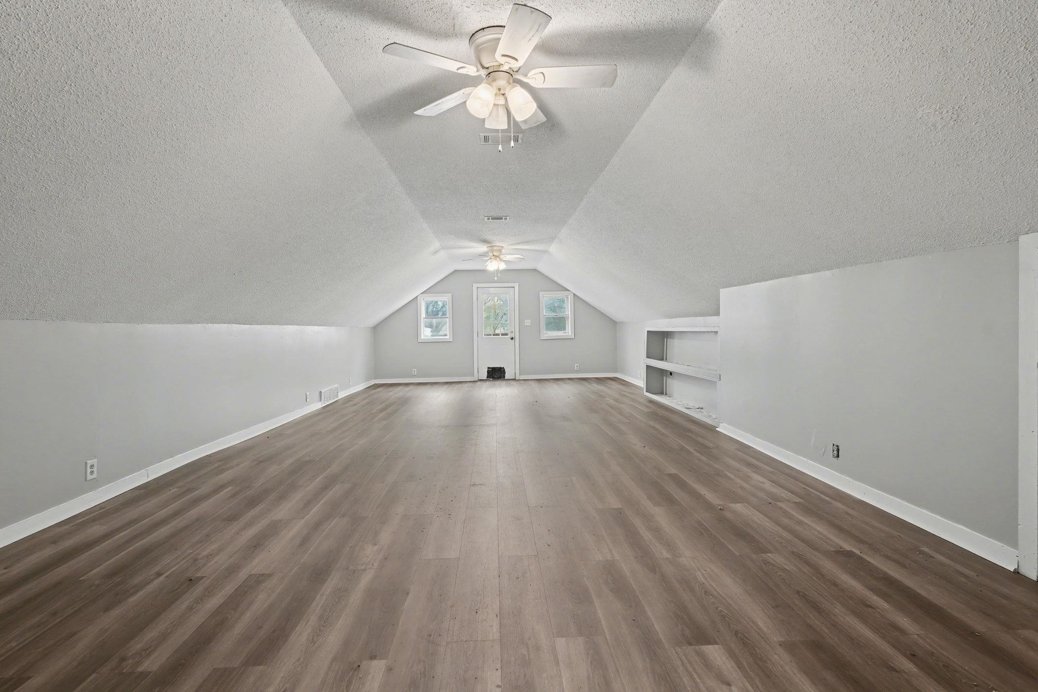 8768 Rocky Point Rd Property Photo 22