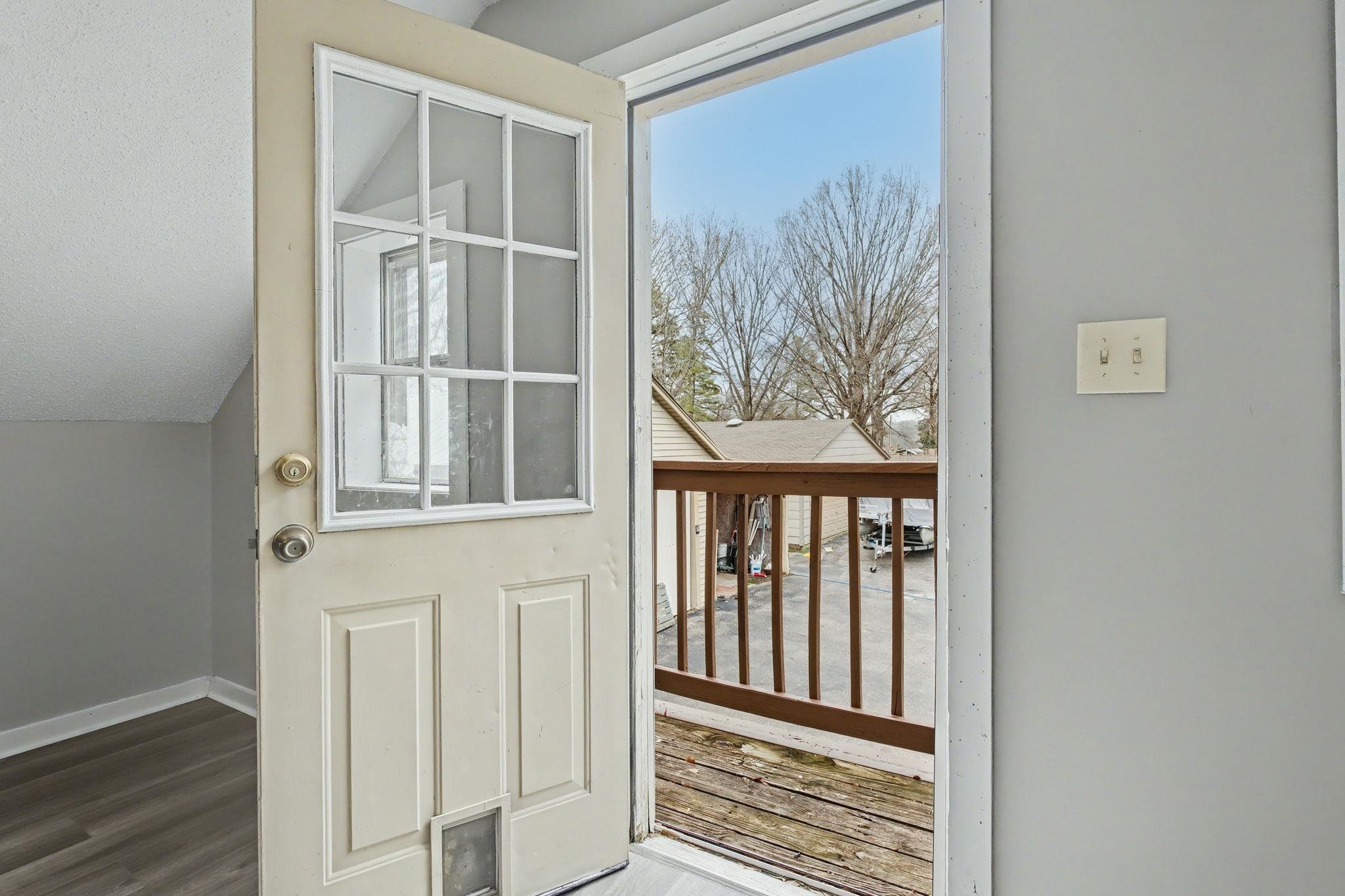 8768 Rocky Point Rd Property Photo 23