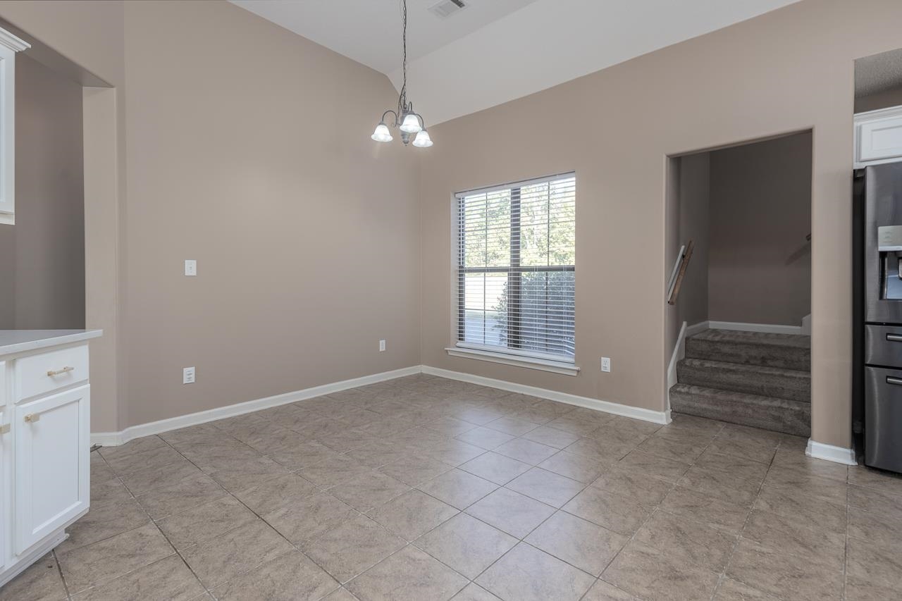 12387 Bevan Dr Property Photo 10