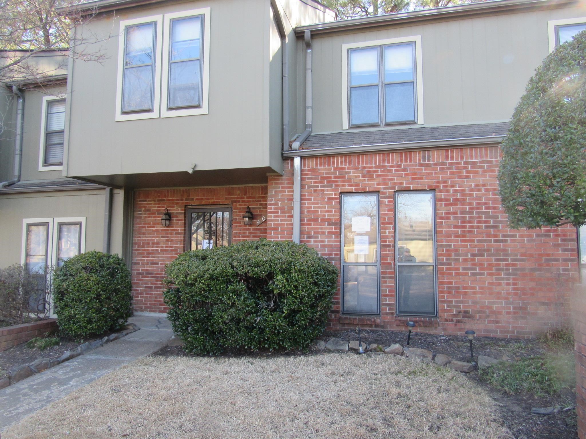 4040 GRAHAM OAKS CT 21 Property Photo 1