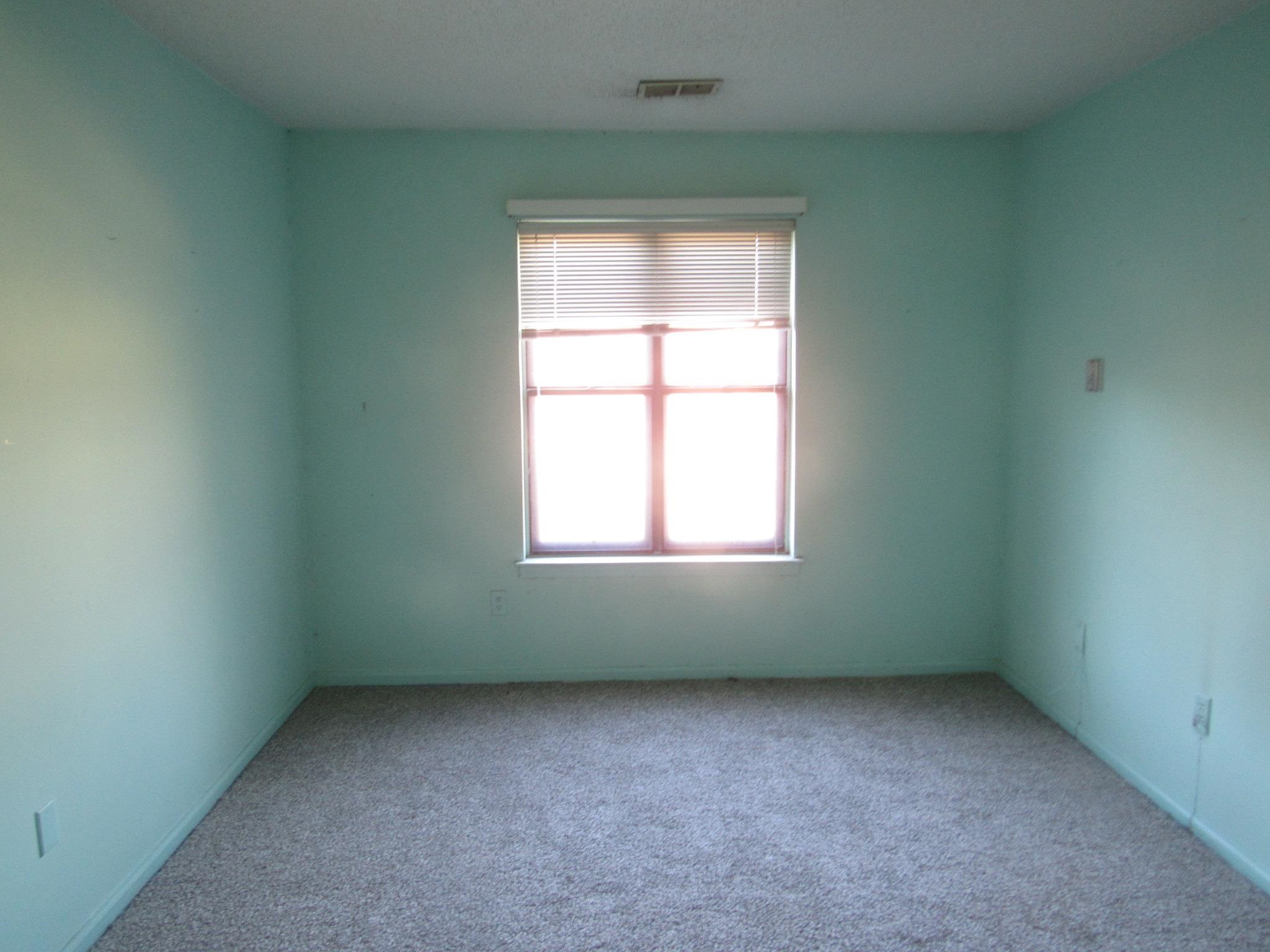 4040 Graham Oaks Ct 21 Property Photo 15