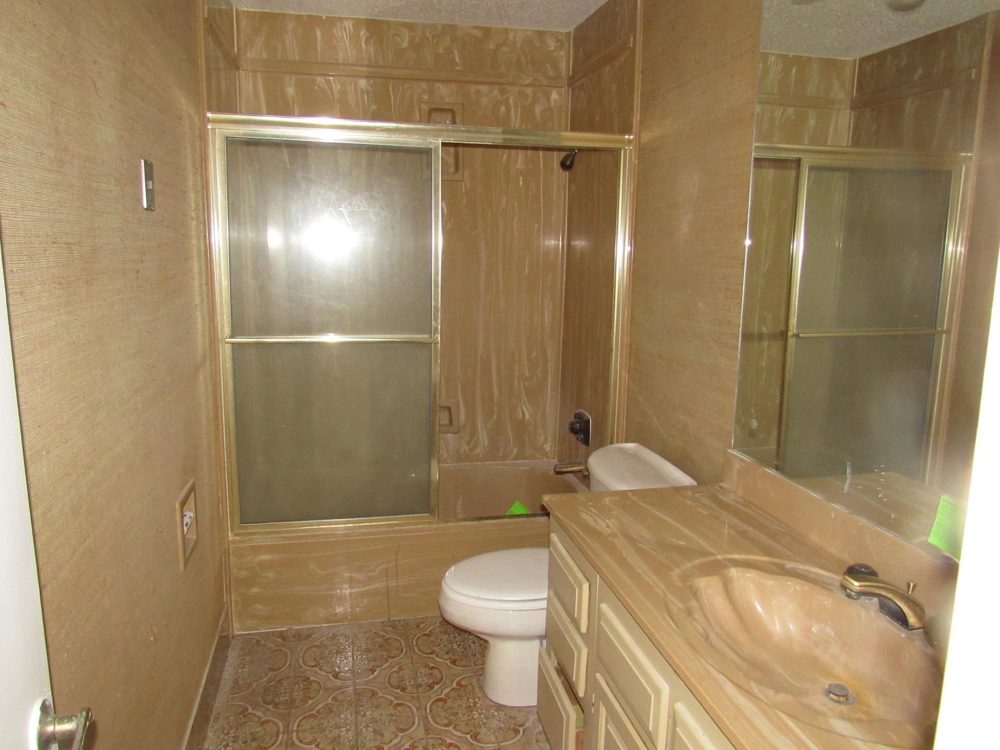 4040 Graham Oaks Ct 21 Property Photo 16
