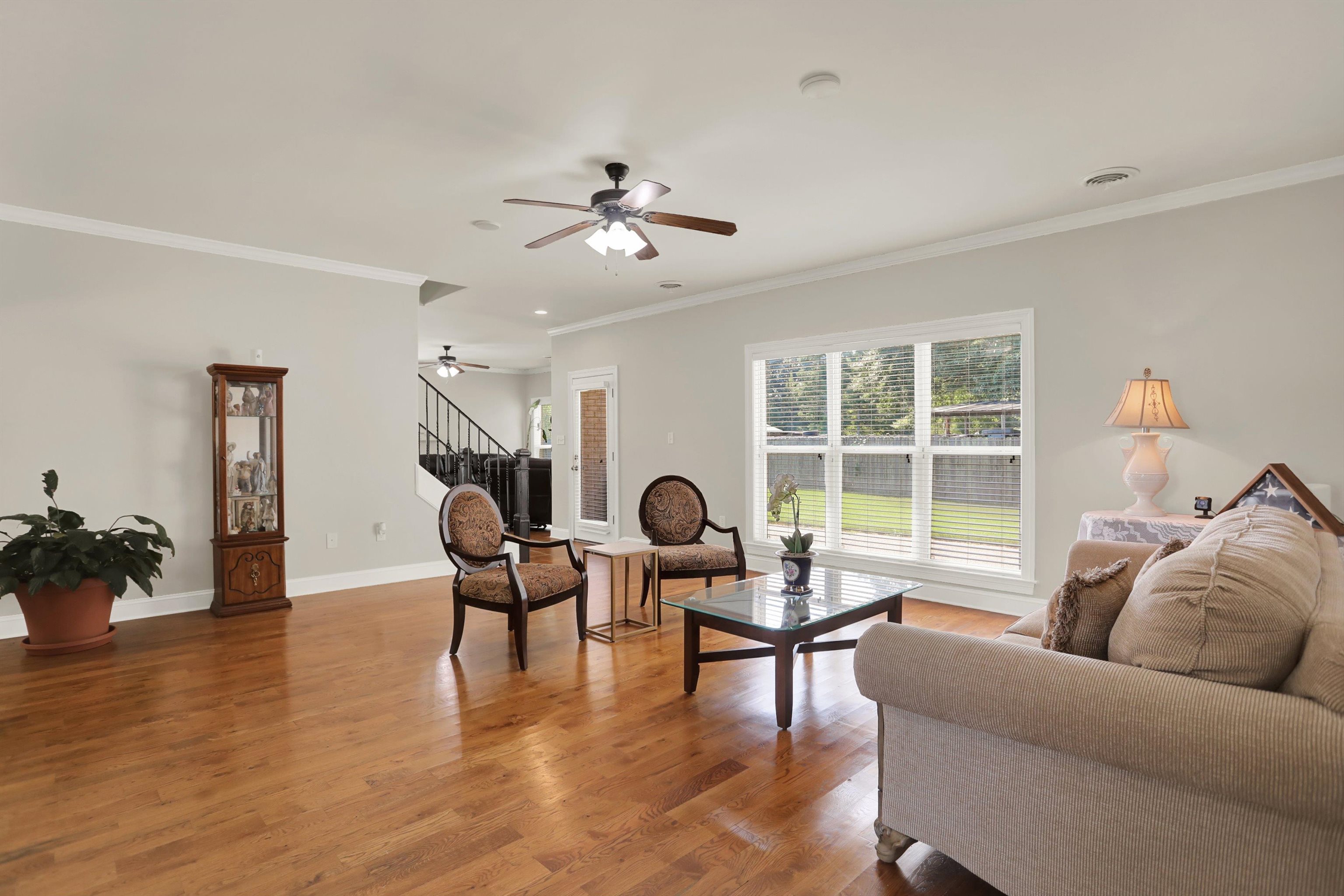 245 Amber Waves Ln Property Photo 4