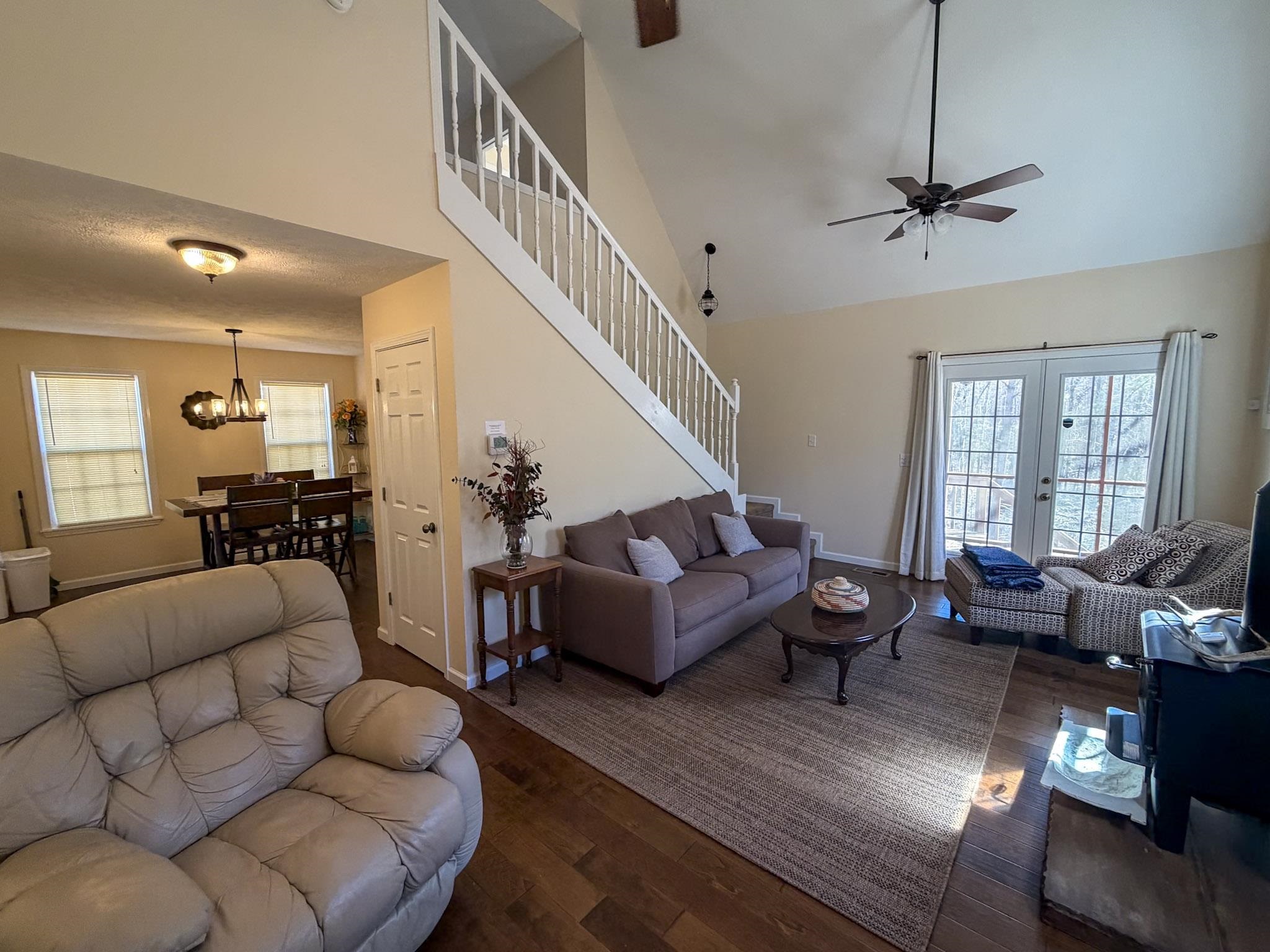 370 Cr 321 Rd Property Photo 4