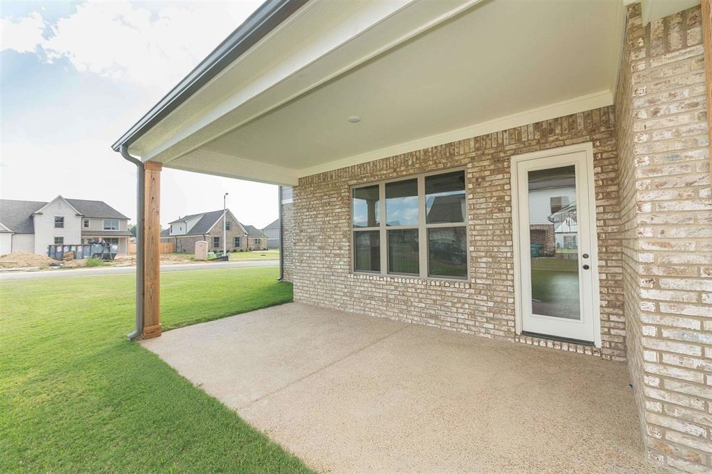6400 Clarkson Cir W Property Photo 4